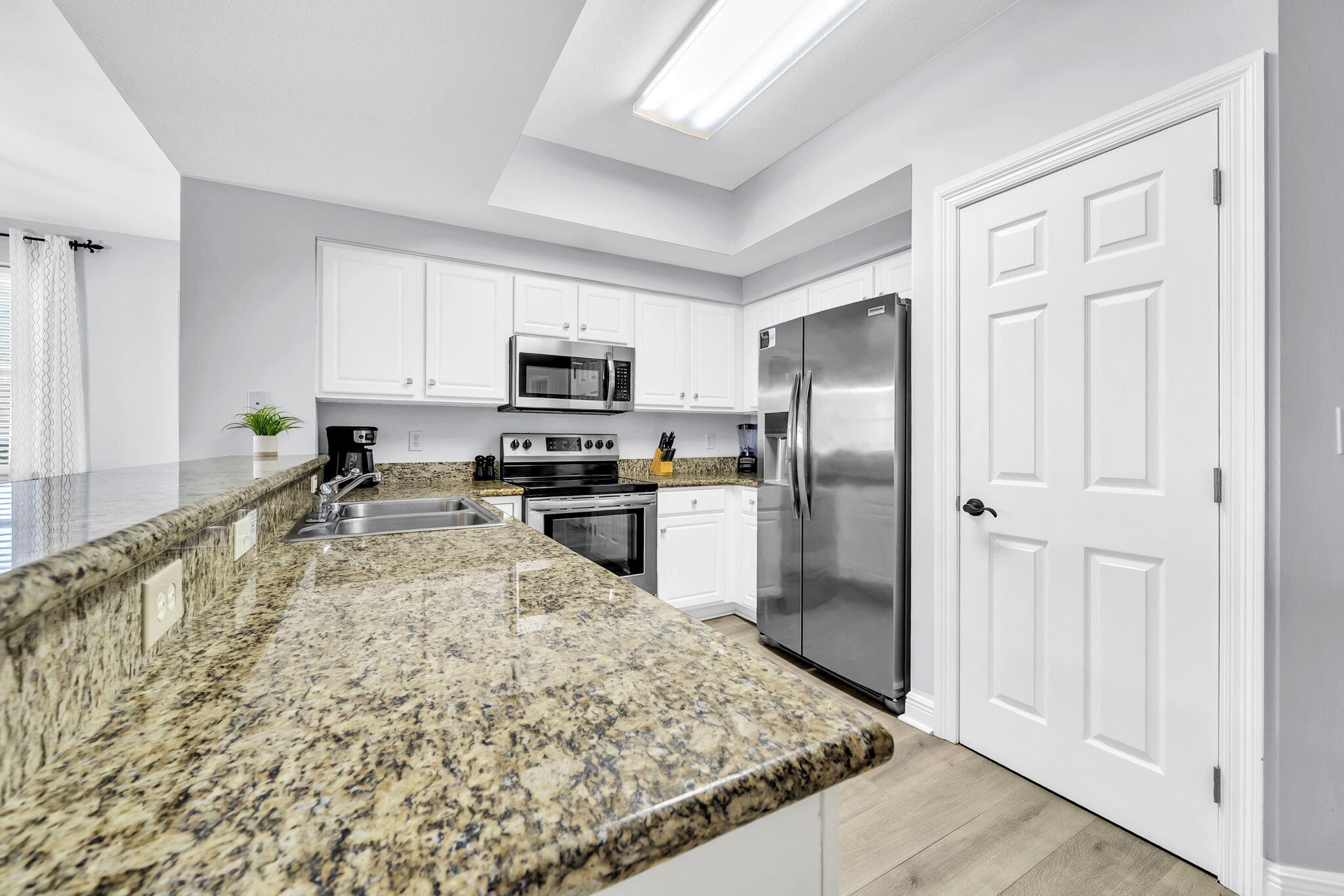 ARIEL DUNES II - Residential