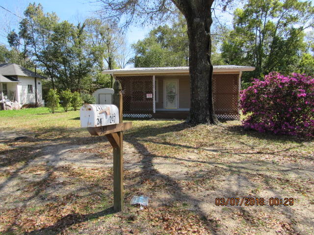 TOWN OF DEFUNIAK SPRINGS - Residential