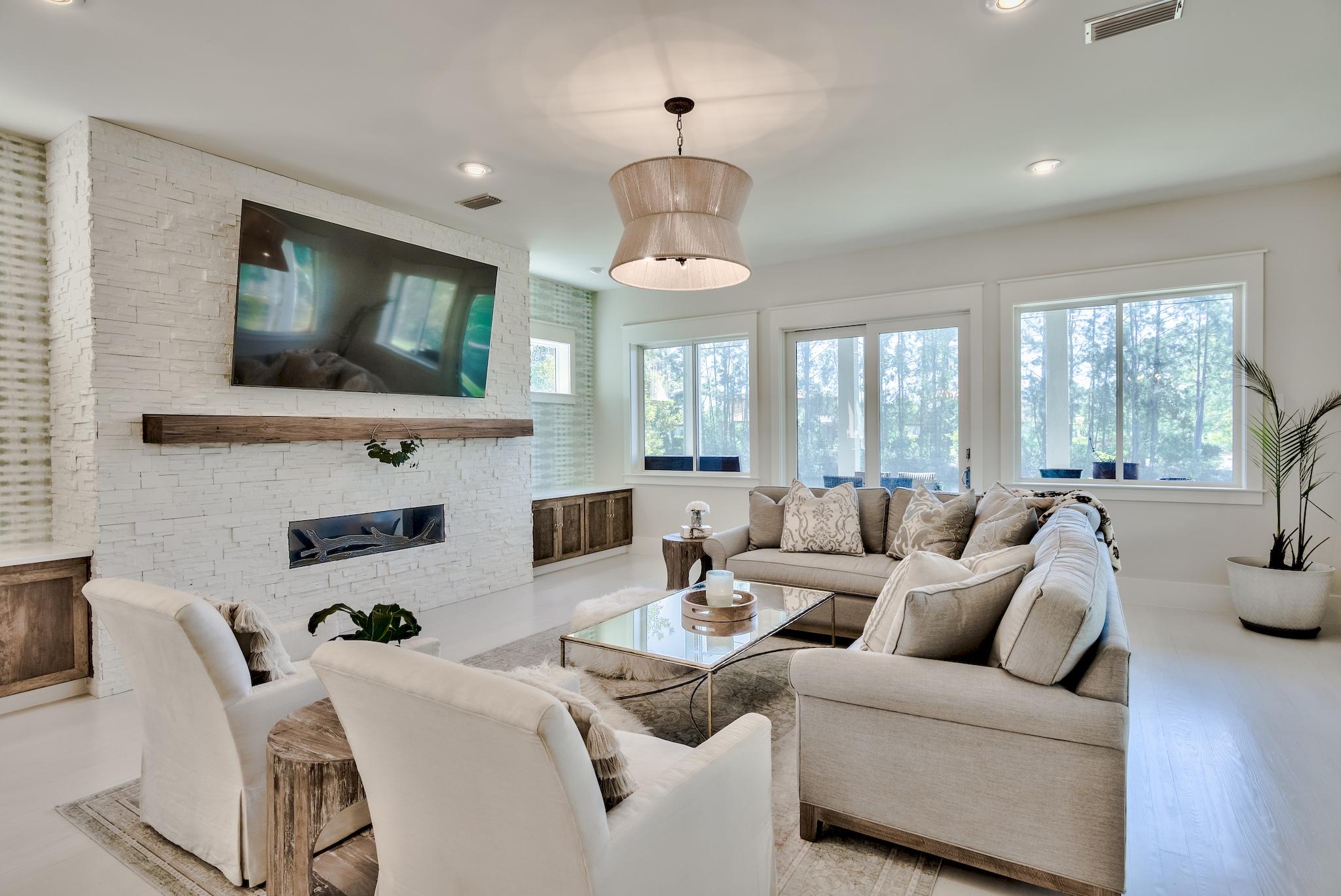 DEL MAR AT SANDESTIN - Residential