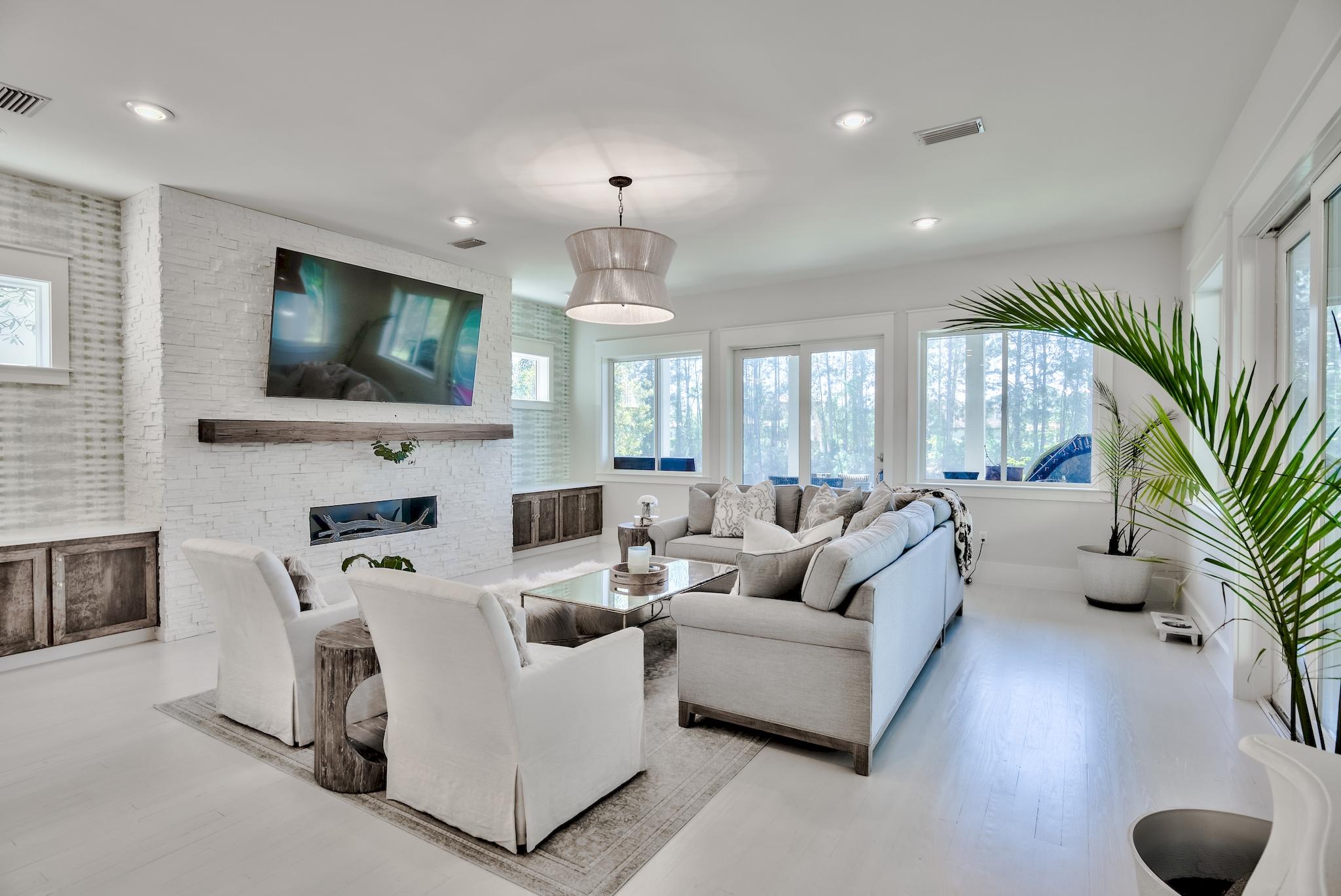 DEL MAR AT SANDESTIN - Residential