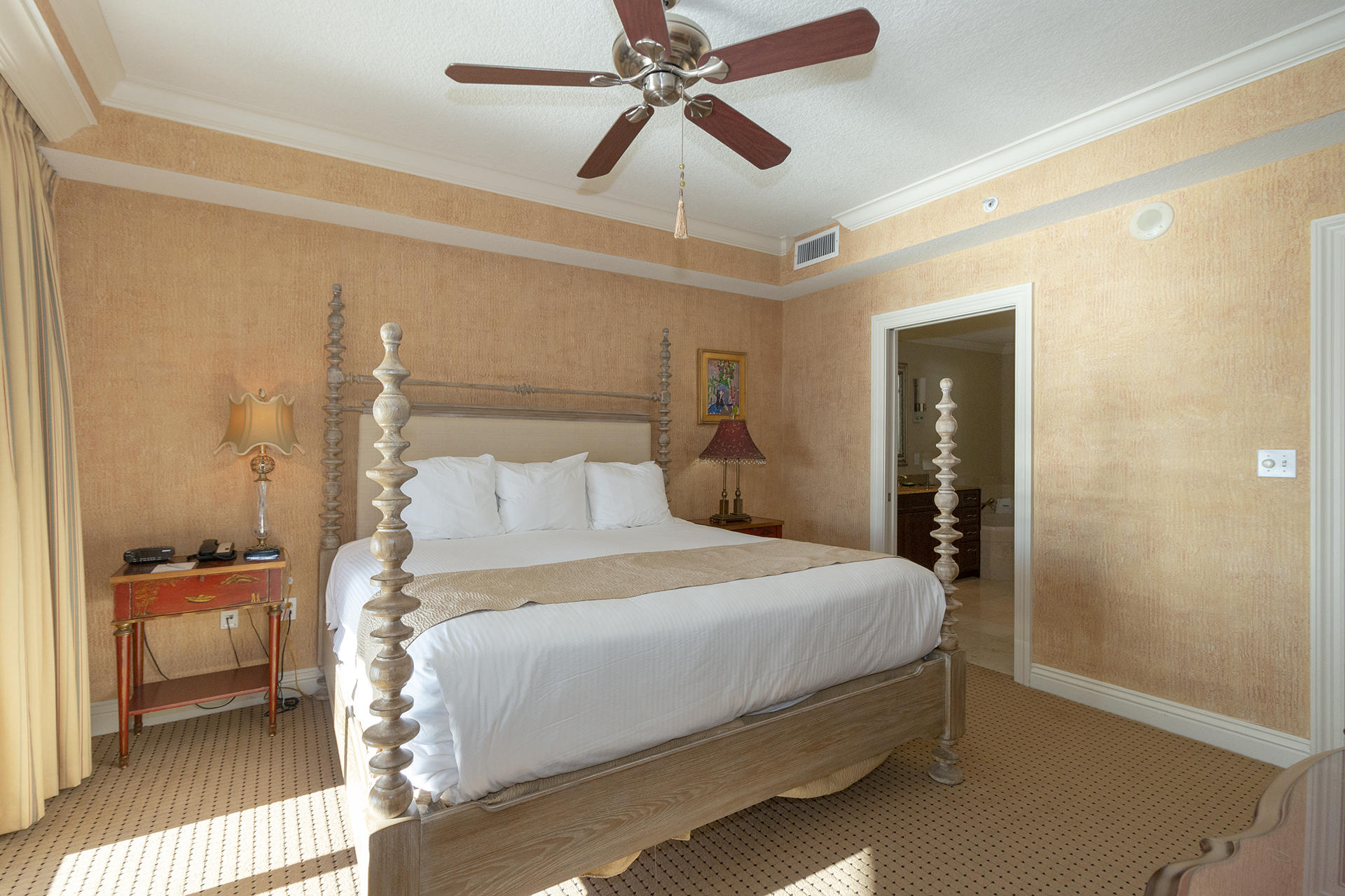 EMERALD GRANDE - Residential