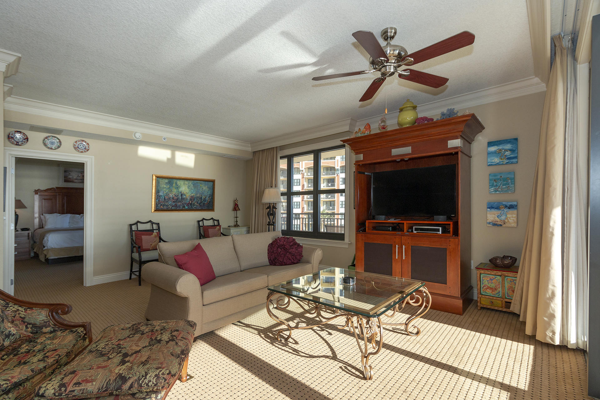 EMERALD GRANDE - Residential