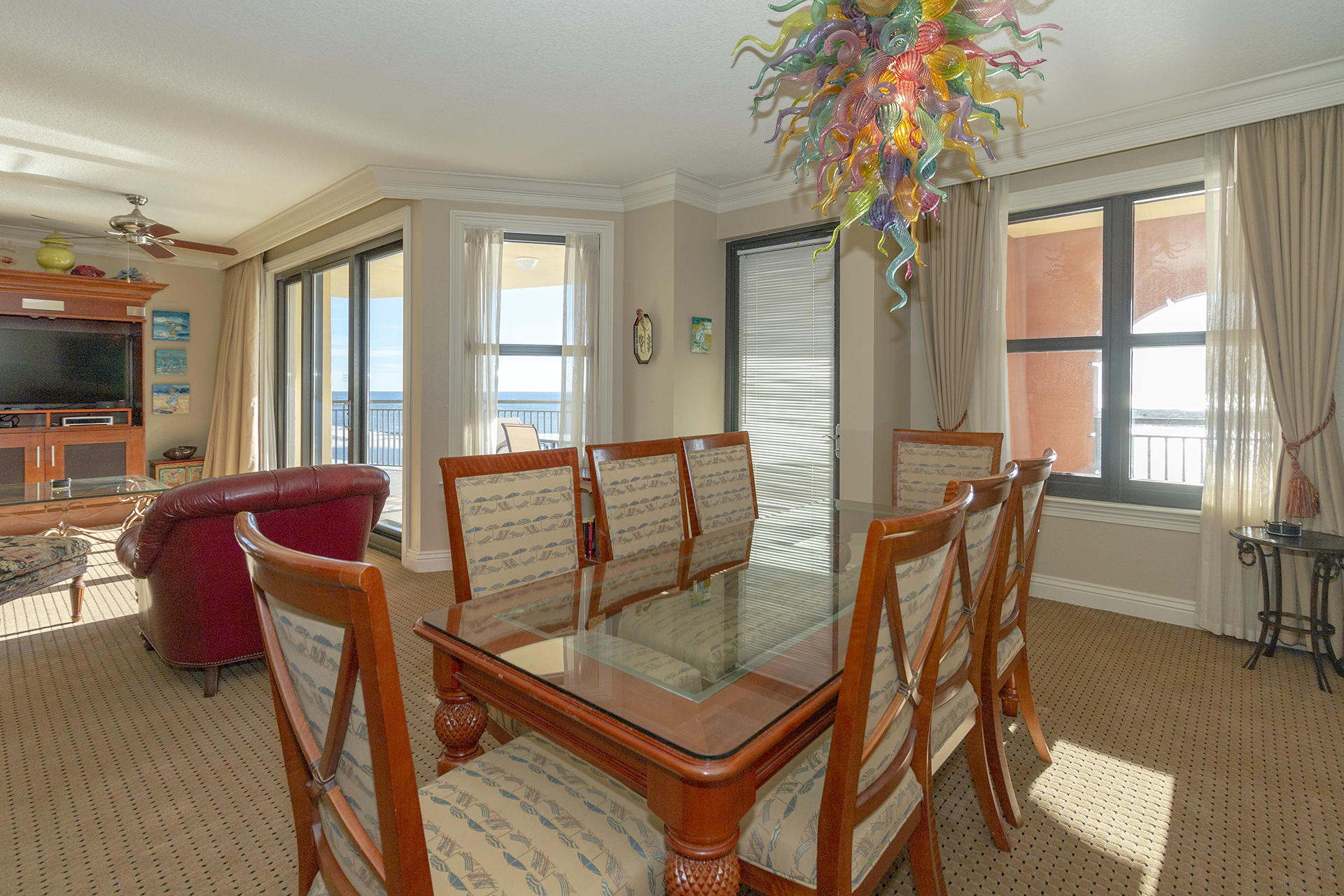 EMERALD GRANDE - Residential