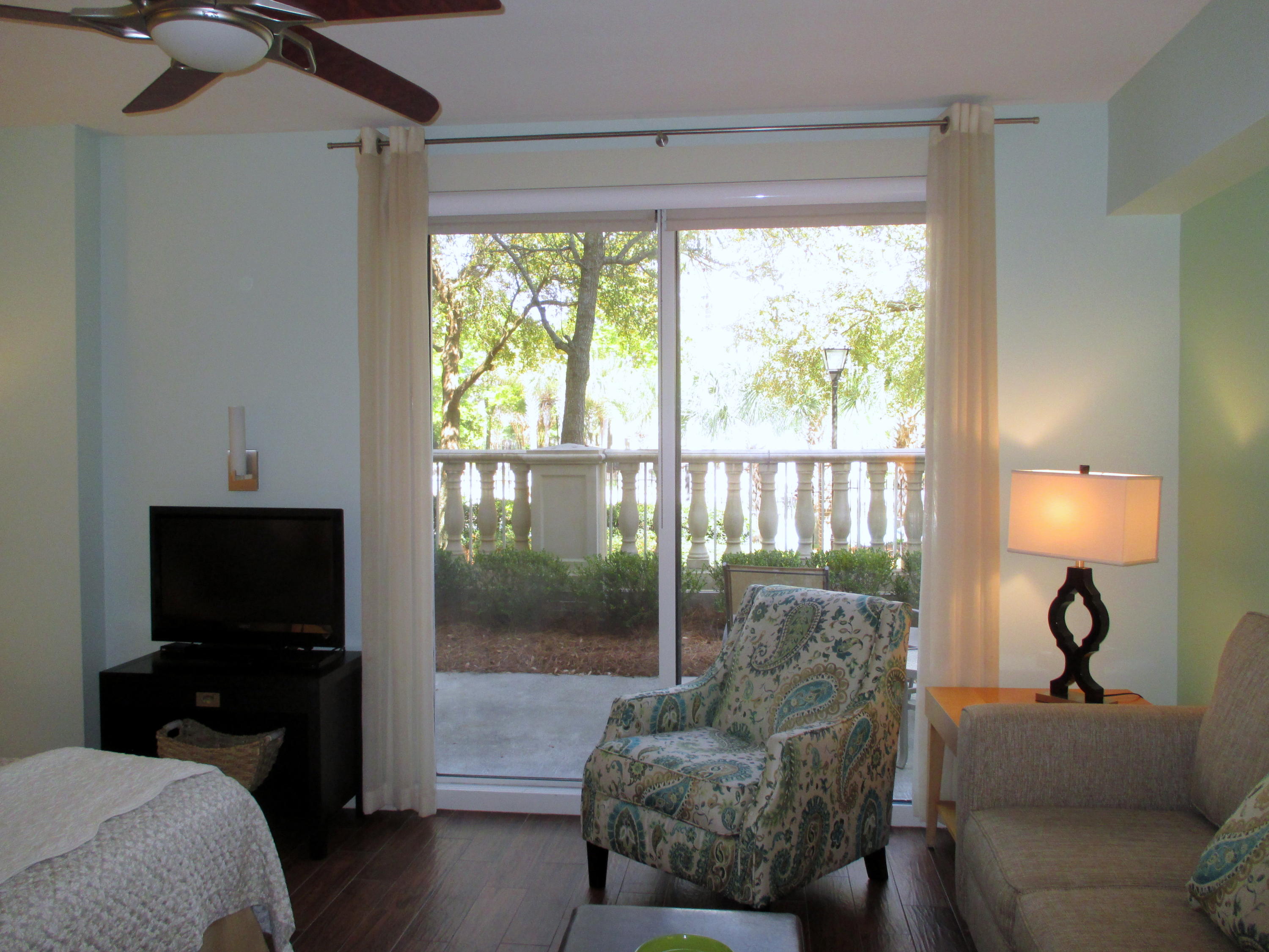 BAHIA CONDO - Residential