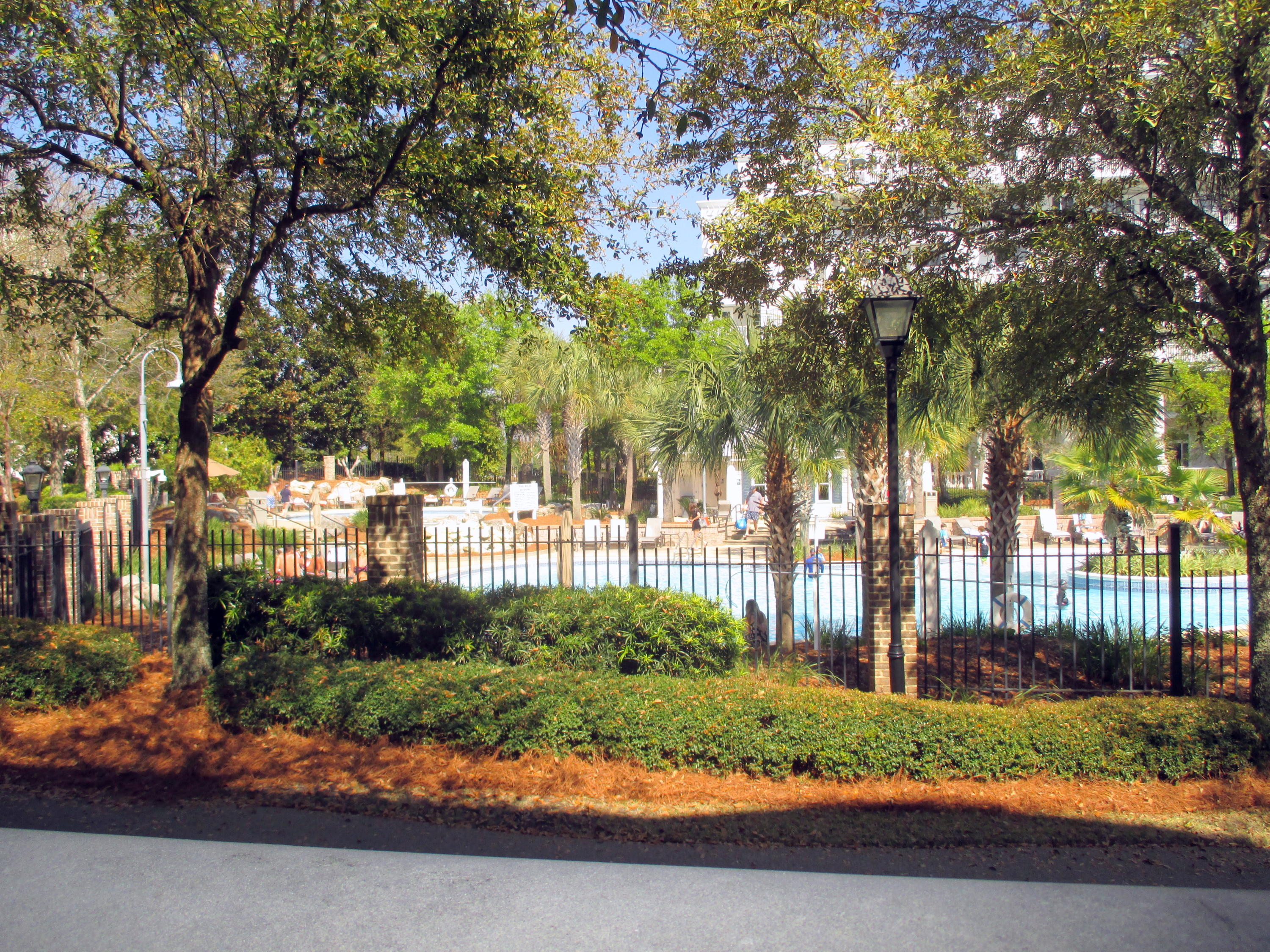 BAHIA CONDO - Residential