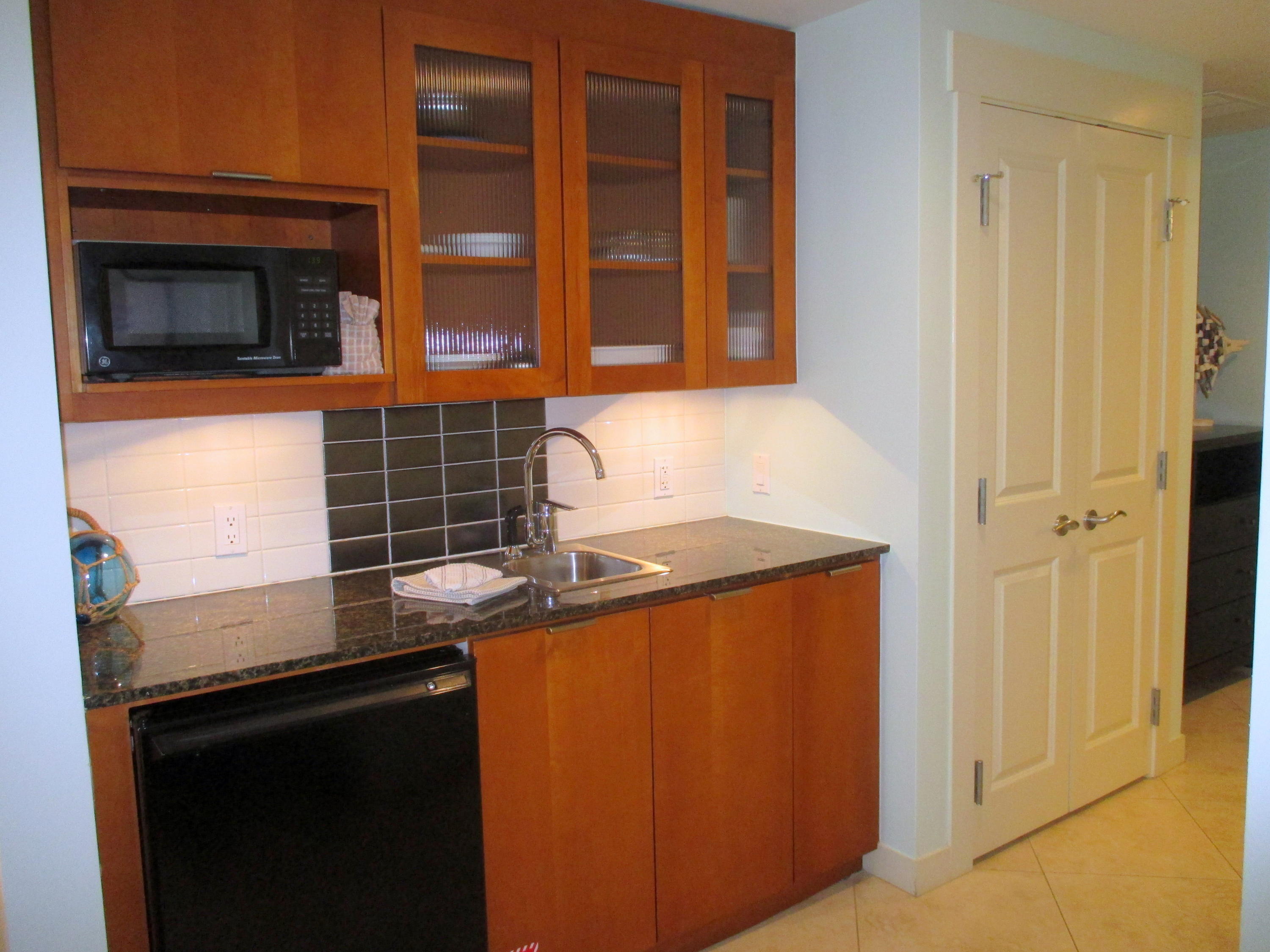 BAHIA CONDO - Residential