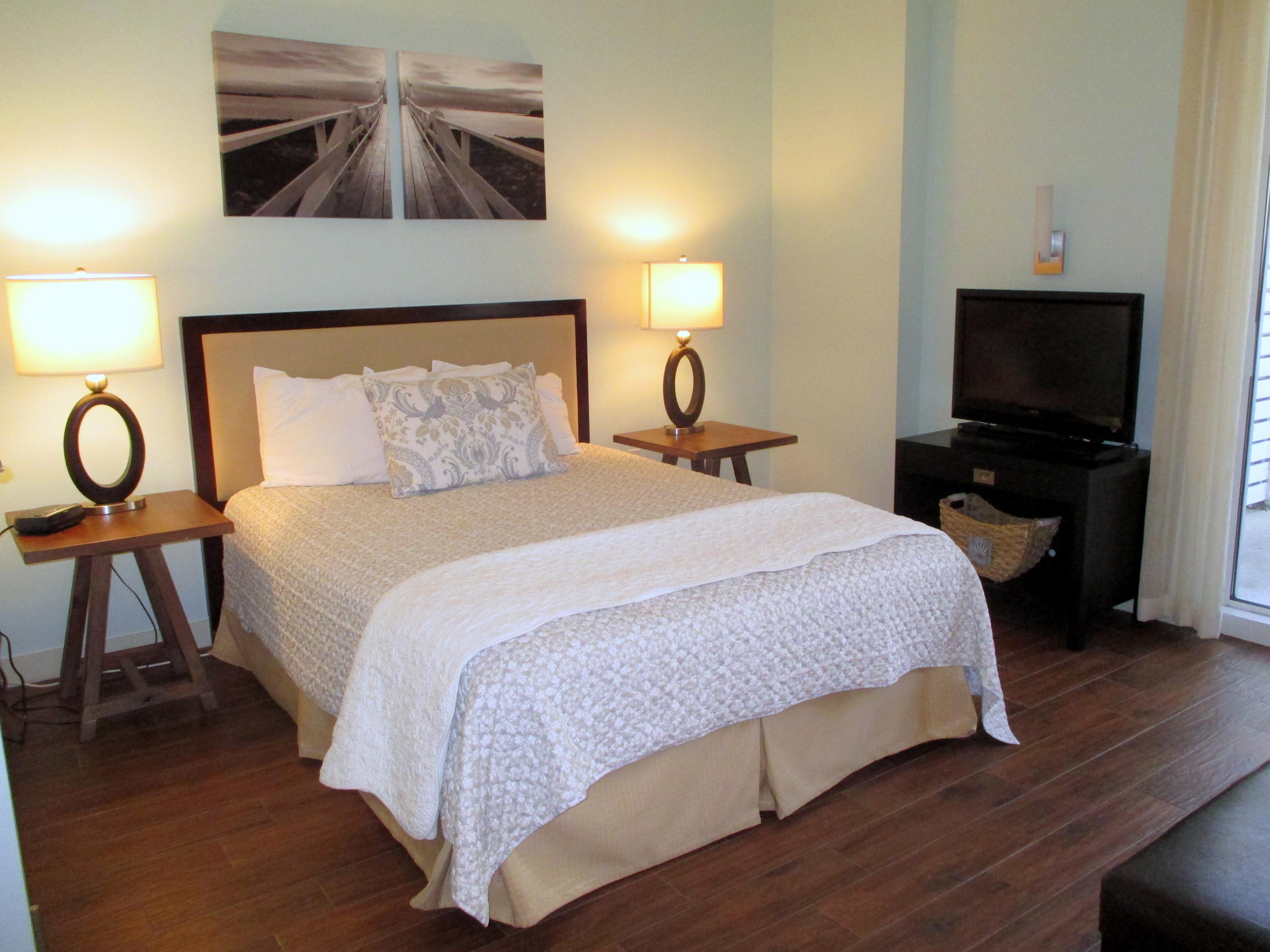 BAHIA CONDO - Residential