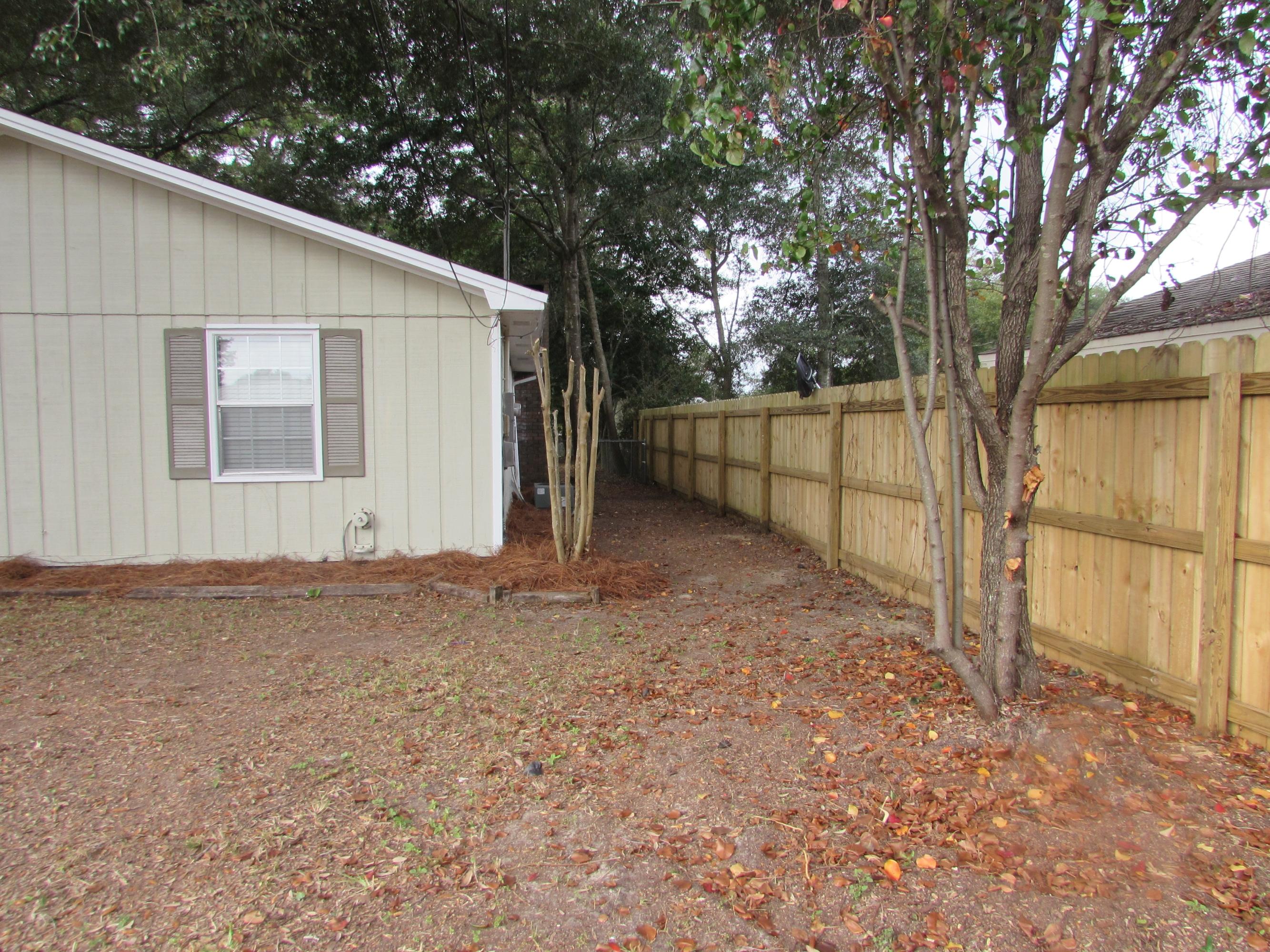 PINECREST ADDN - Residential