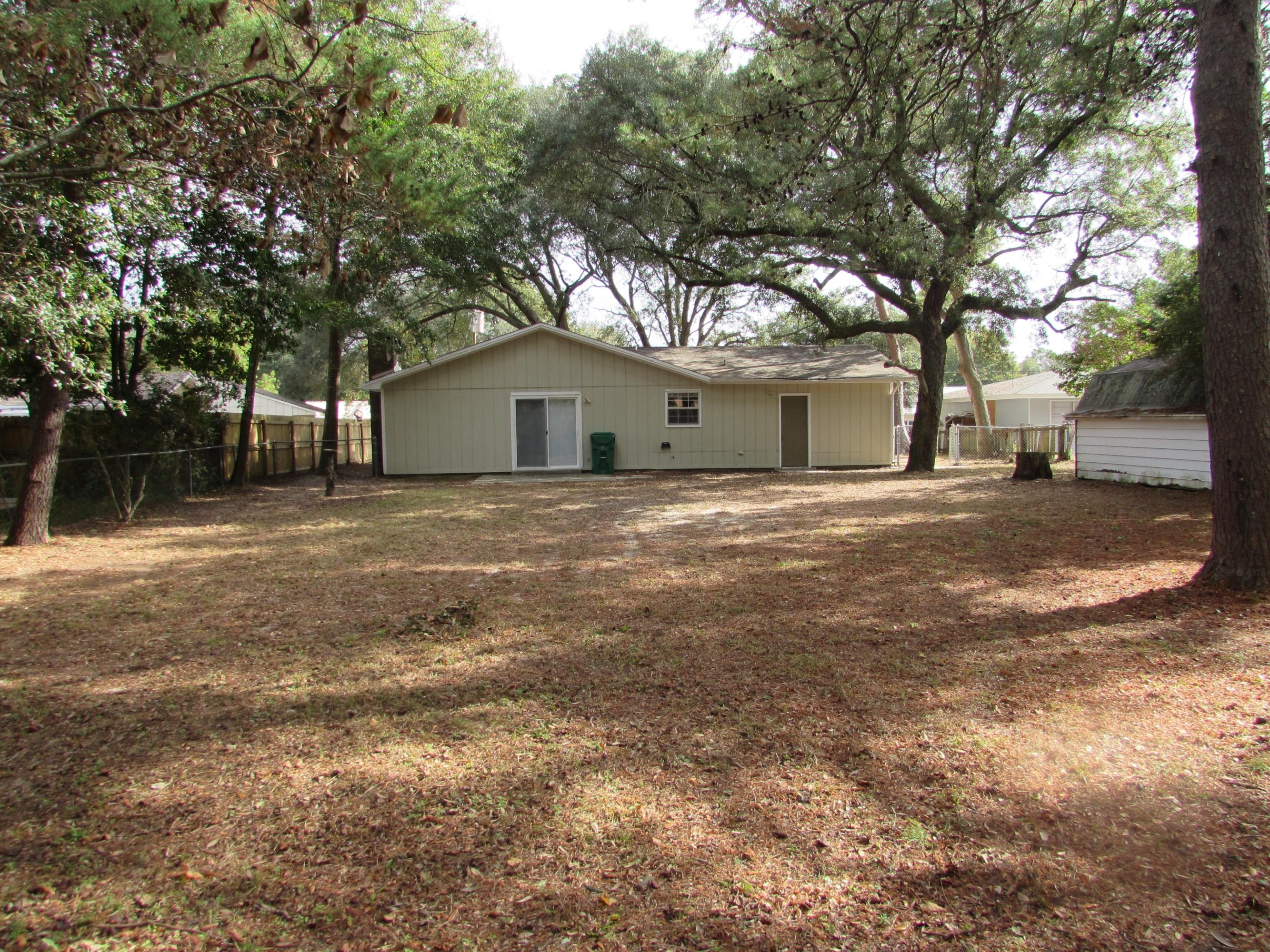 PINECREST ADDN - Residential