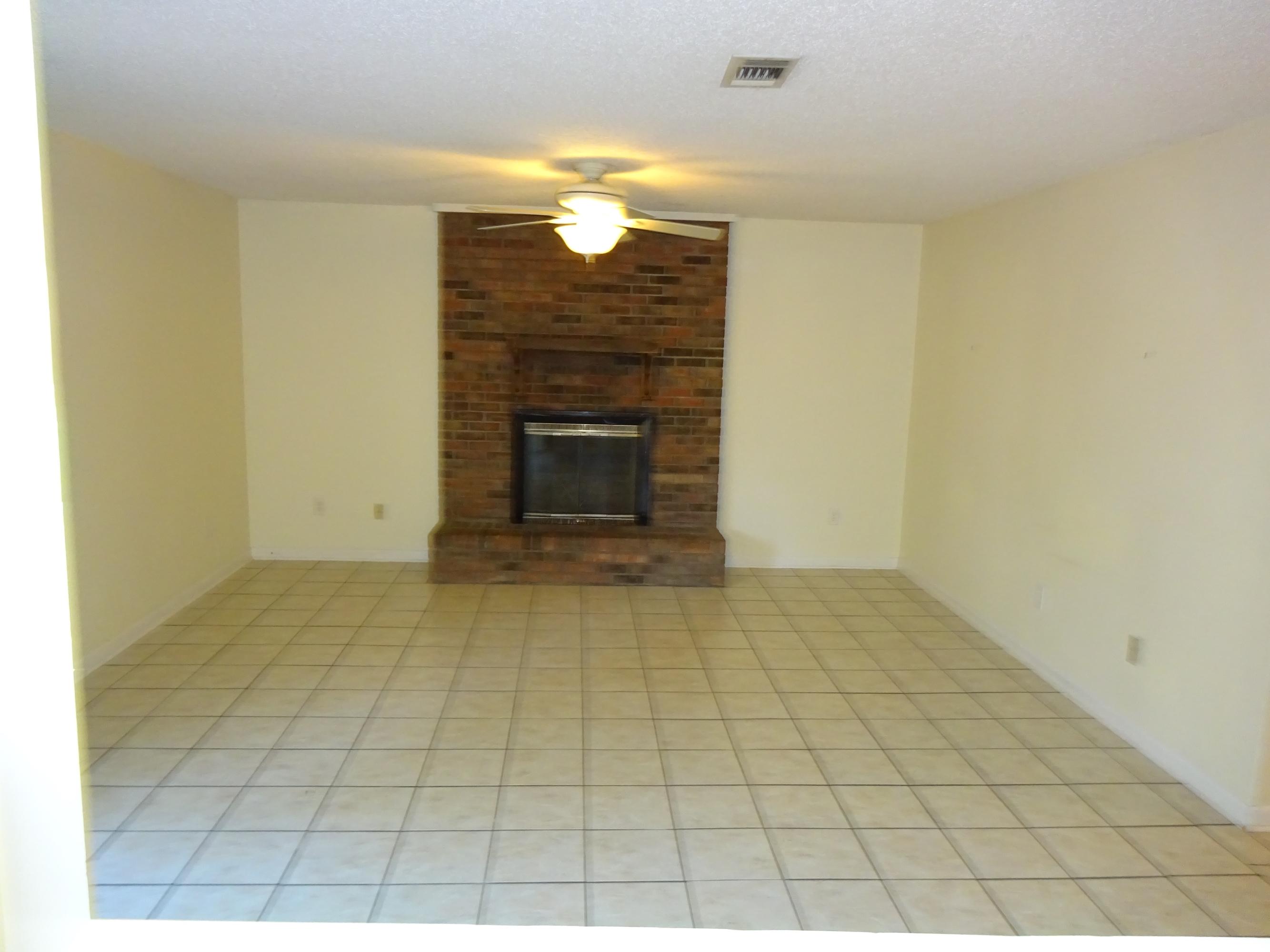 PINECREST ADDN - Residential