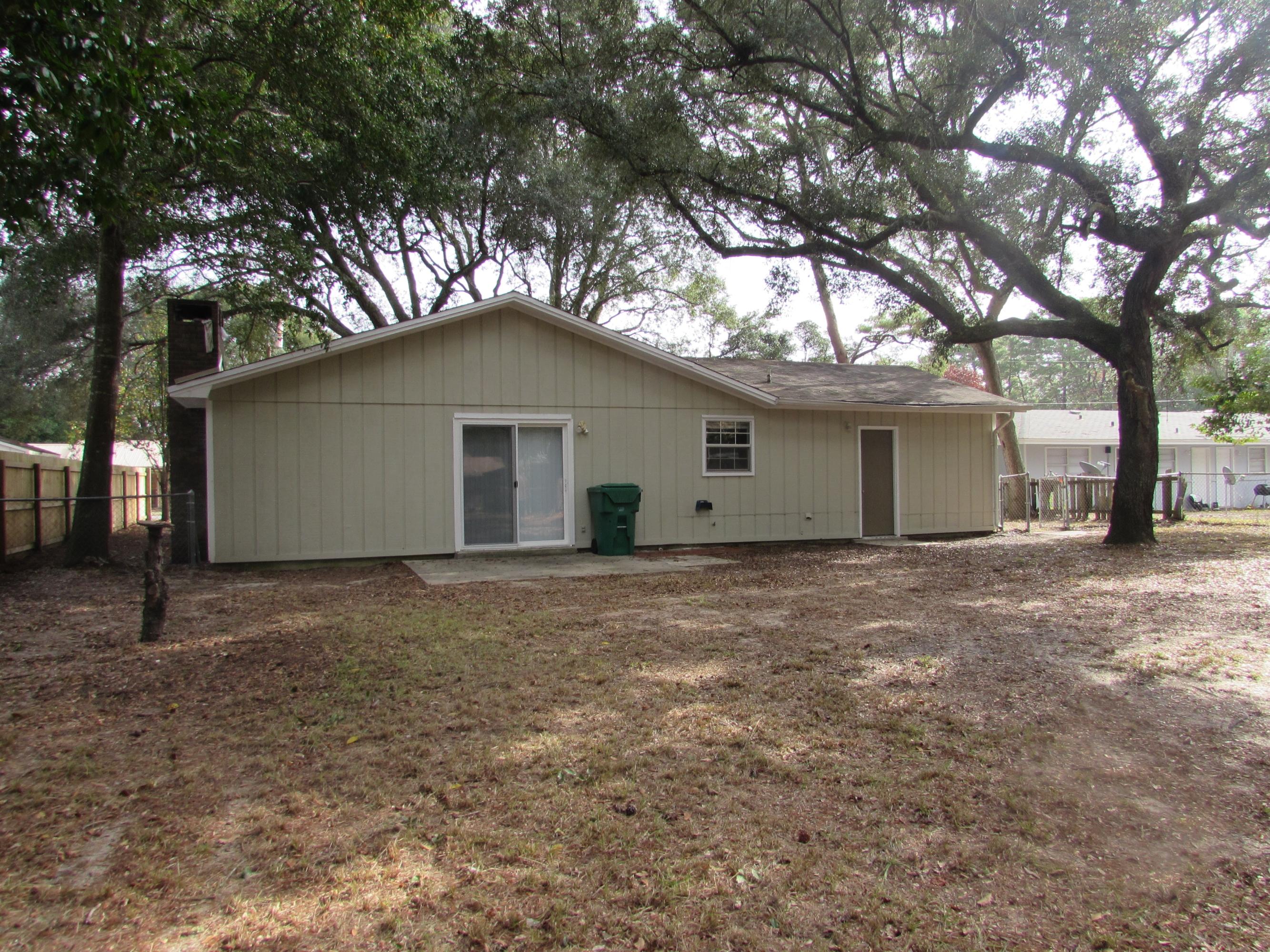 PINECREST ADDN - Residential