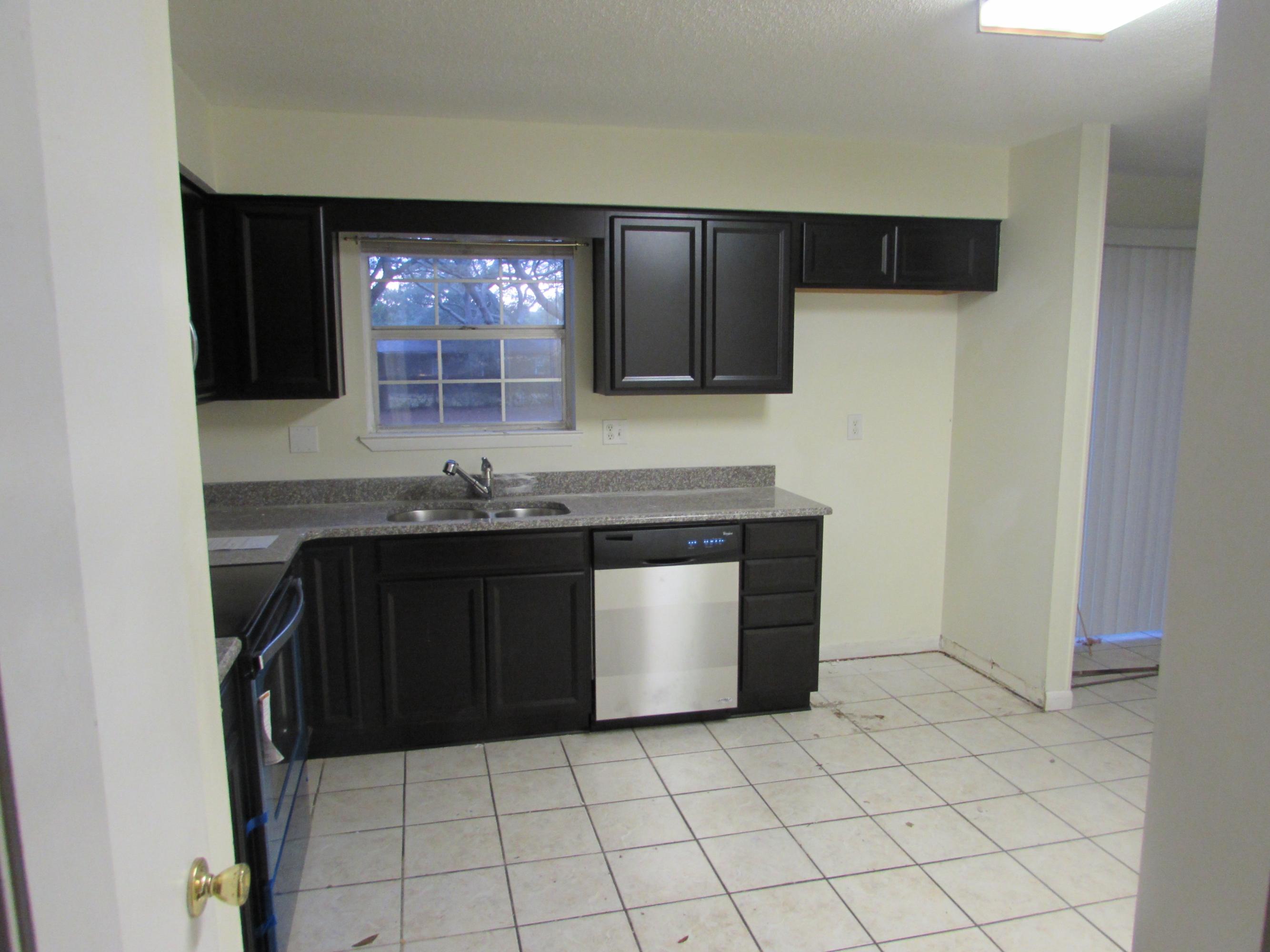 PINECREST ADDN - Residential