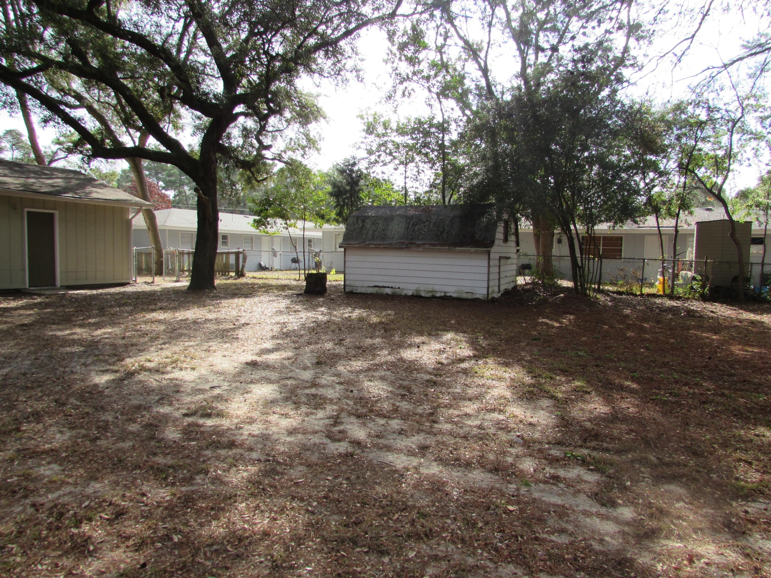 PINECREST ADDN - Residential