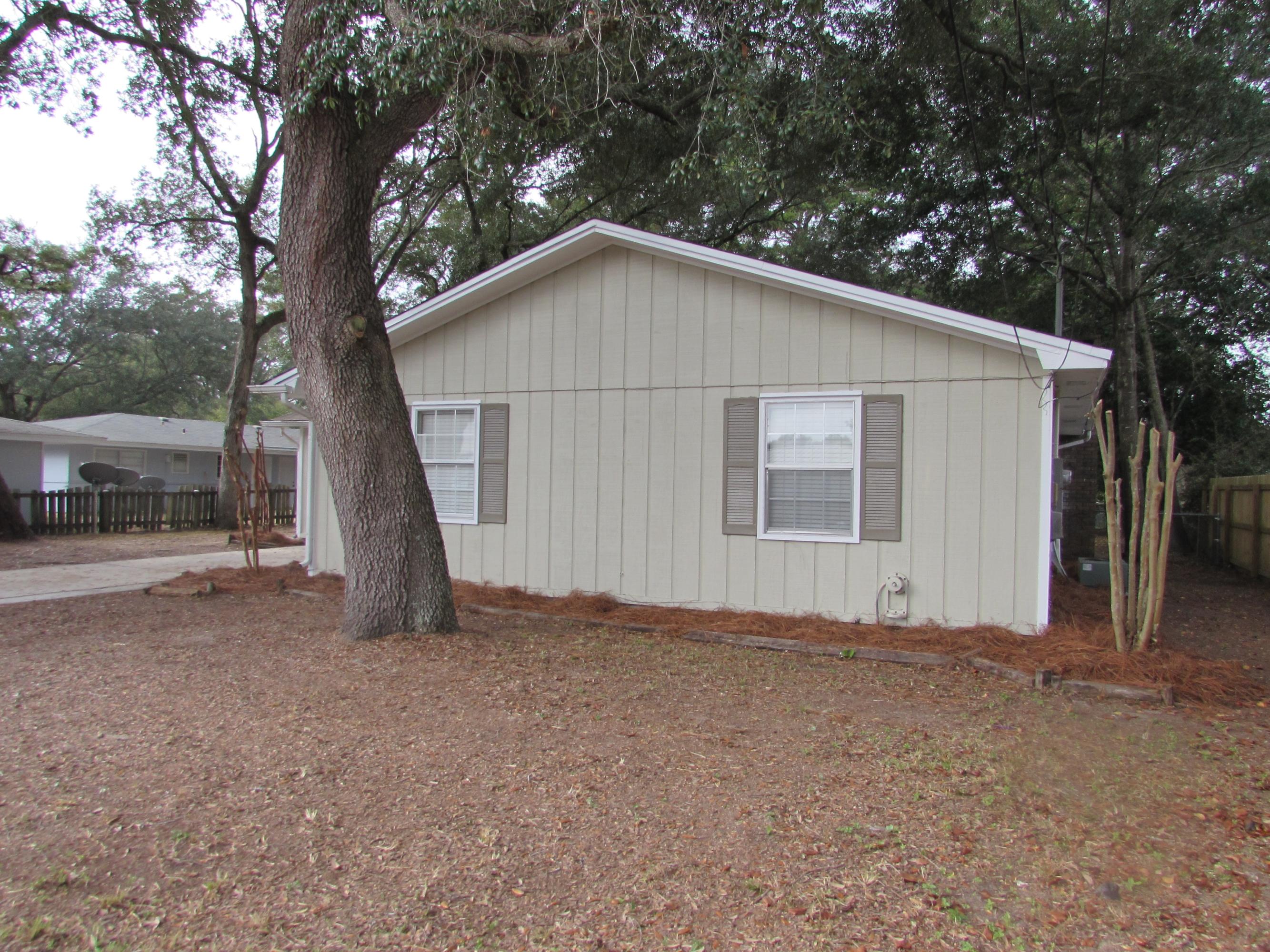 PINECREST ADDN - Residential