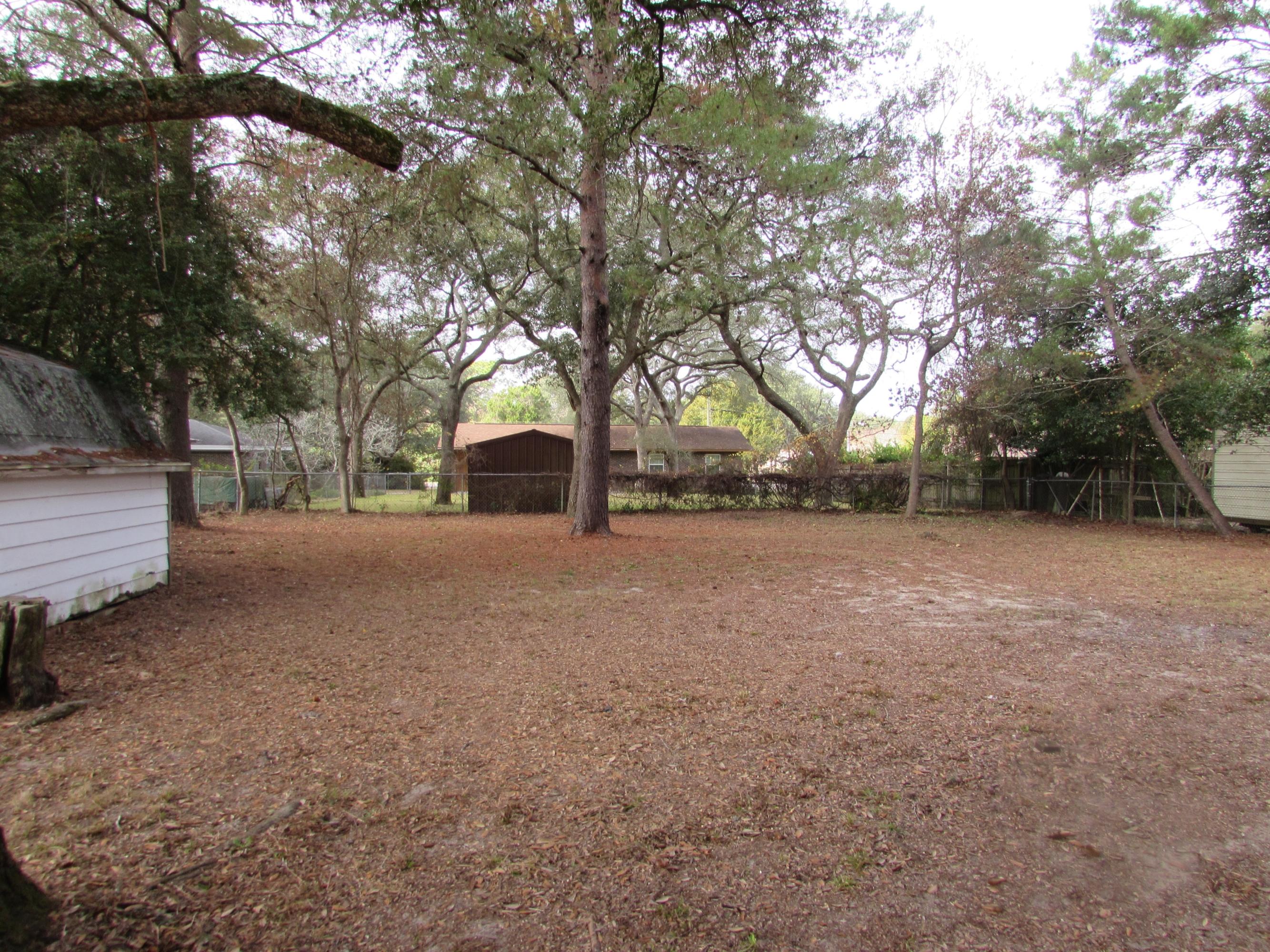 PINECREST ADDN - Residential