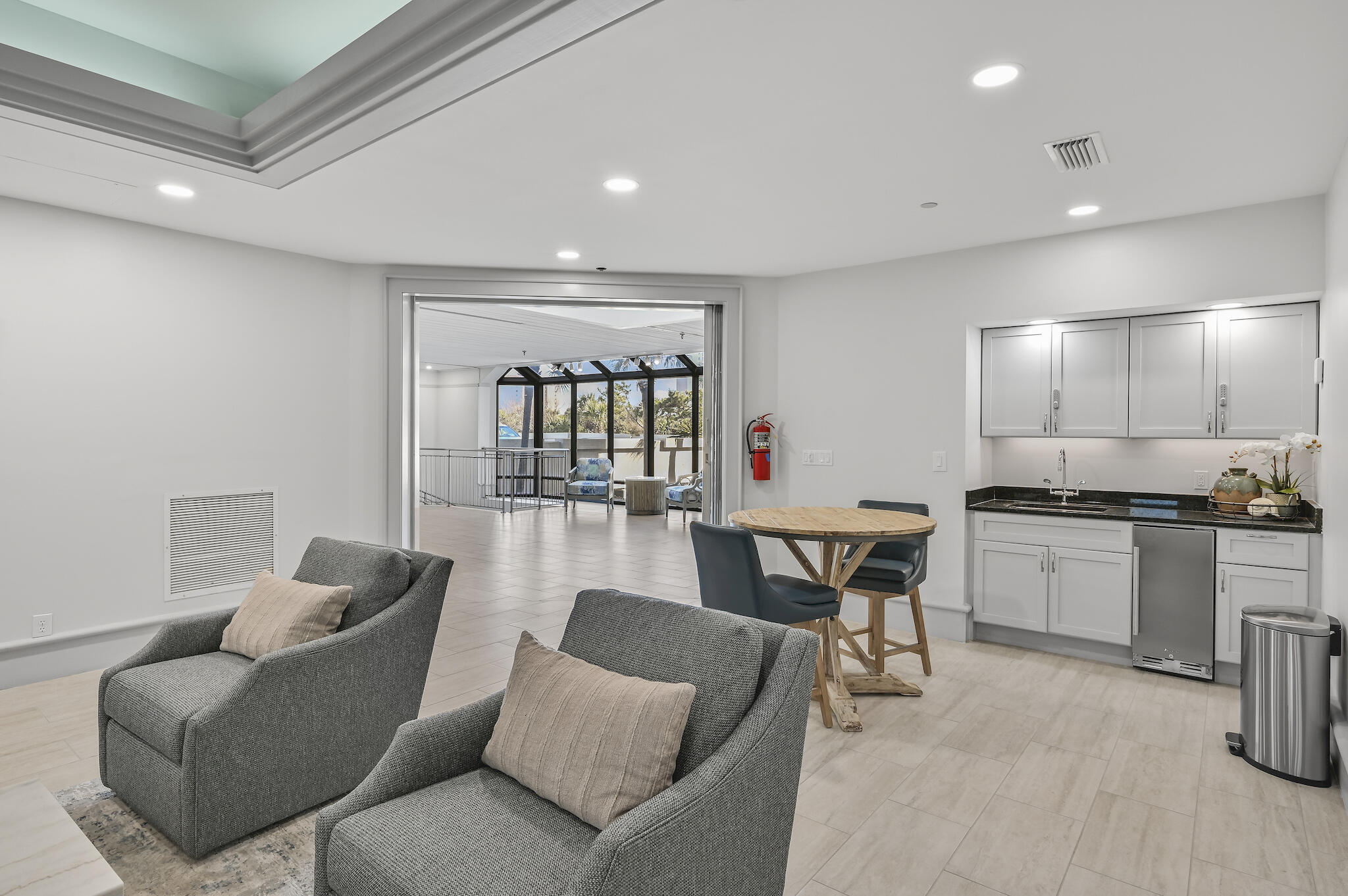 BEACHSIDE TWO - Residential