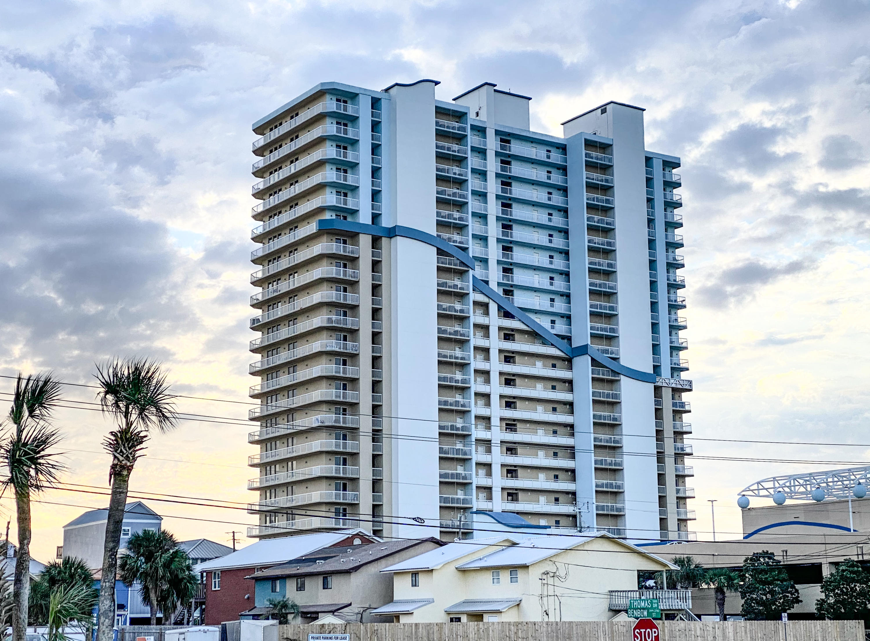 SEYCHELLES RESORT CONDO - Residential