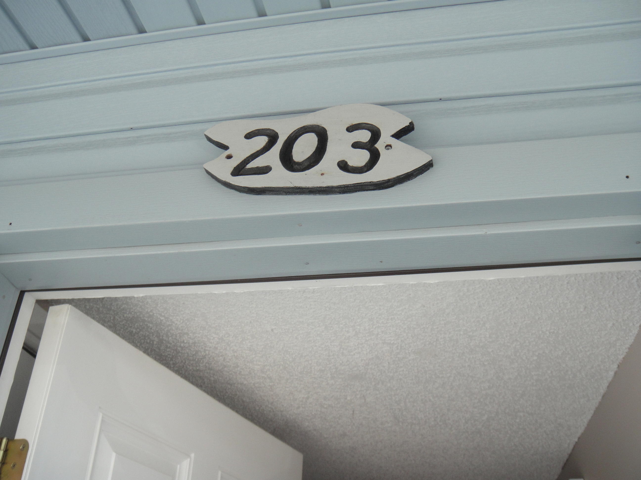 COMMODORES LANDING - Residential Lease