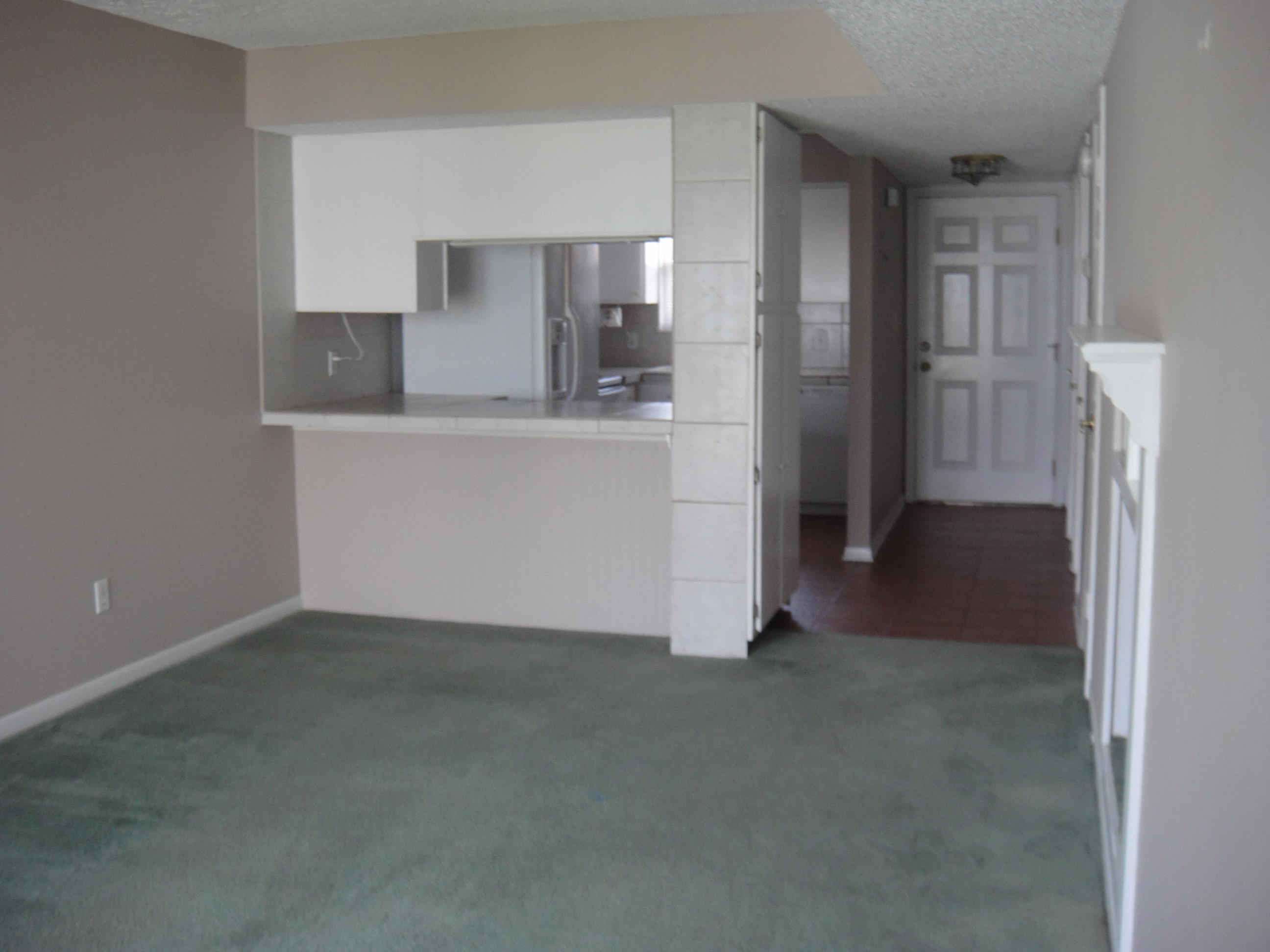 COMMODORES LANDING - Residential Lease