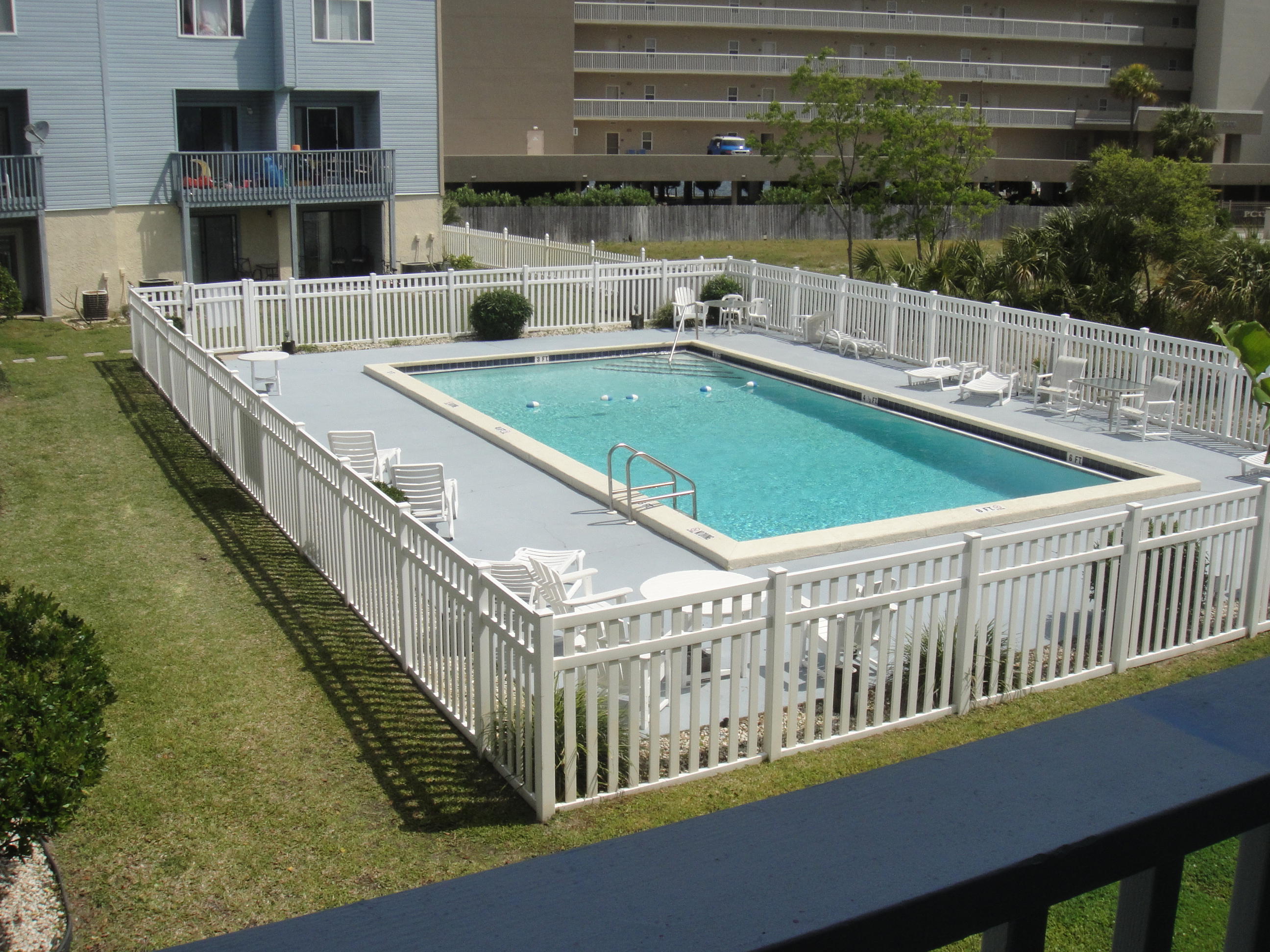 COMMODORES LANDING - Residential Lease