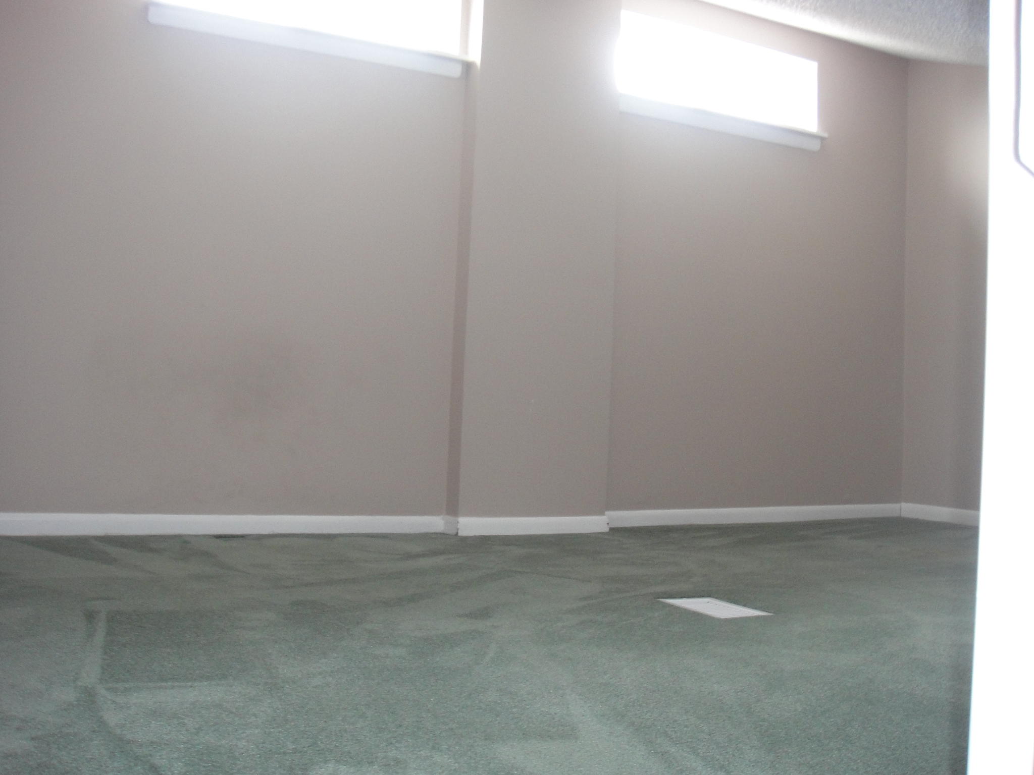 COMMODORES LANDING - Residential Lease