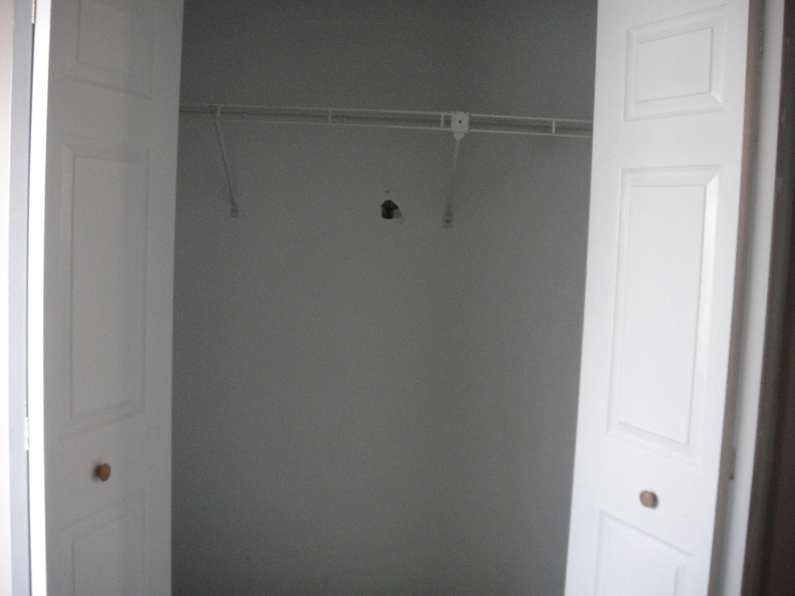 COMMODORES LANDING - Residential Lease