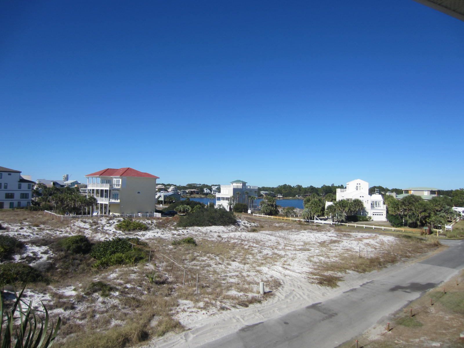 BEACHSIDE VILLAS CONDO - Residential