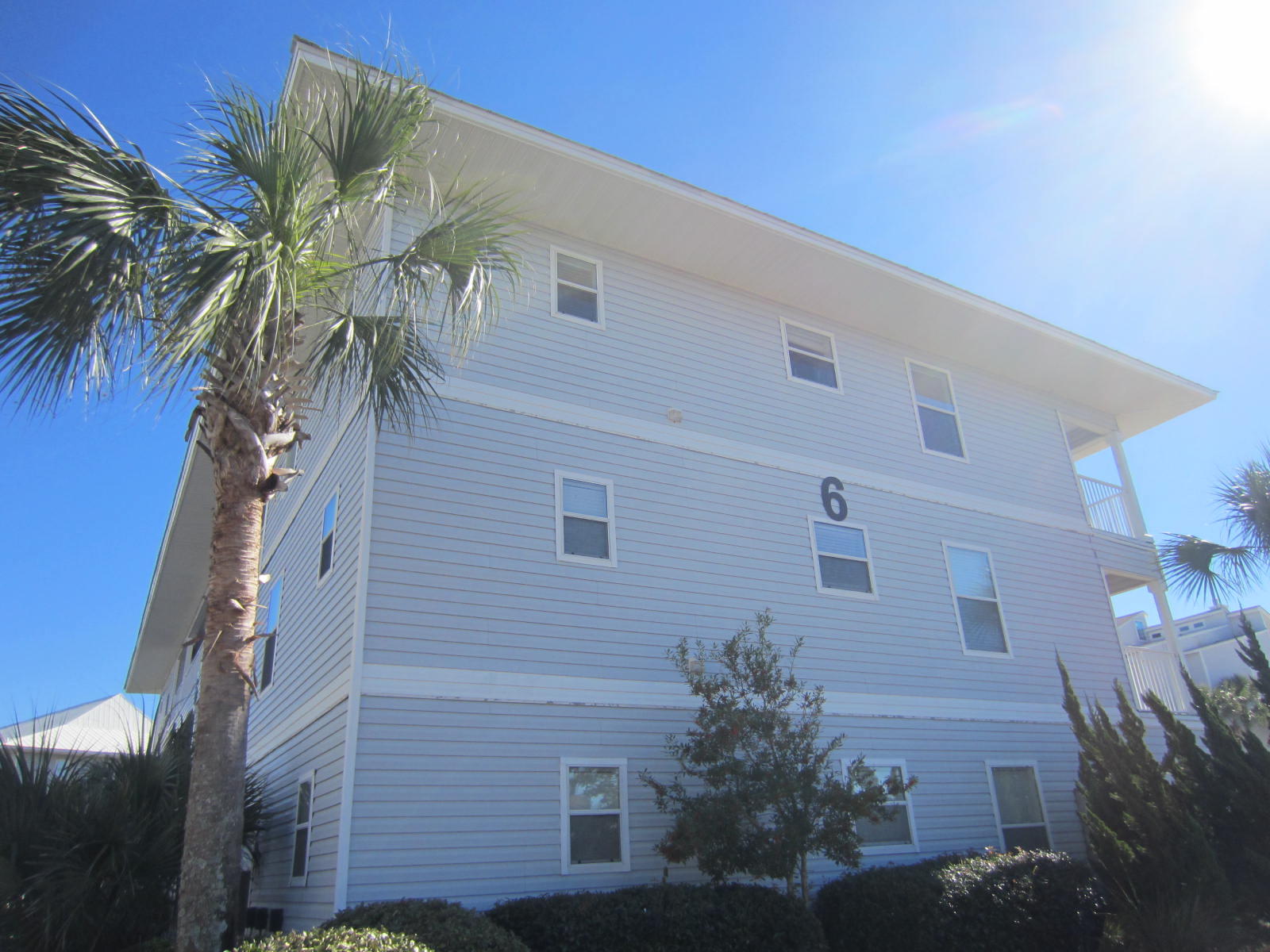 BEACHSIDE VILLAS CONDO - Residential