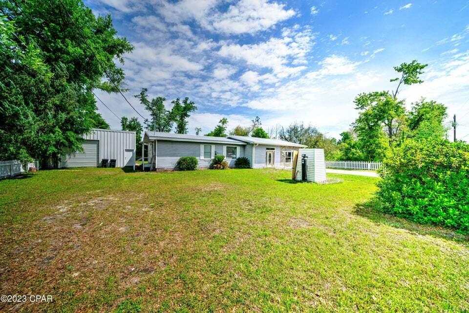 NO RECORDED SUBDIVISION - Residential