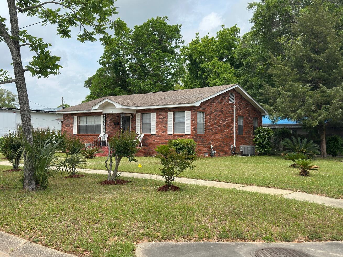 S 80 FT OF E 85 FT OF BLK 344 OR 613 P 987 OR 8875 P 1139 CA 62 - Residential