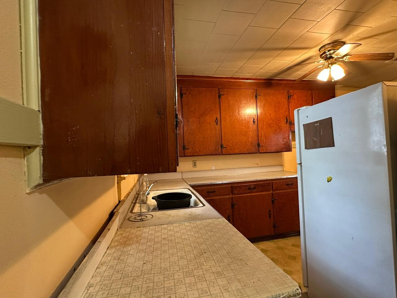 S 80 FT OF E 85 FT OF BLK 344 OR 613 P 987 OR 8875 P 1139 CA 62 - Residential