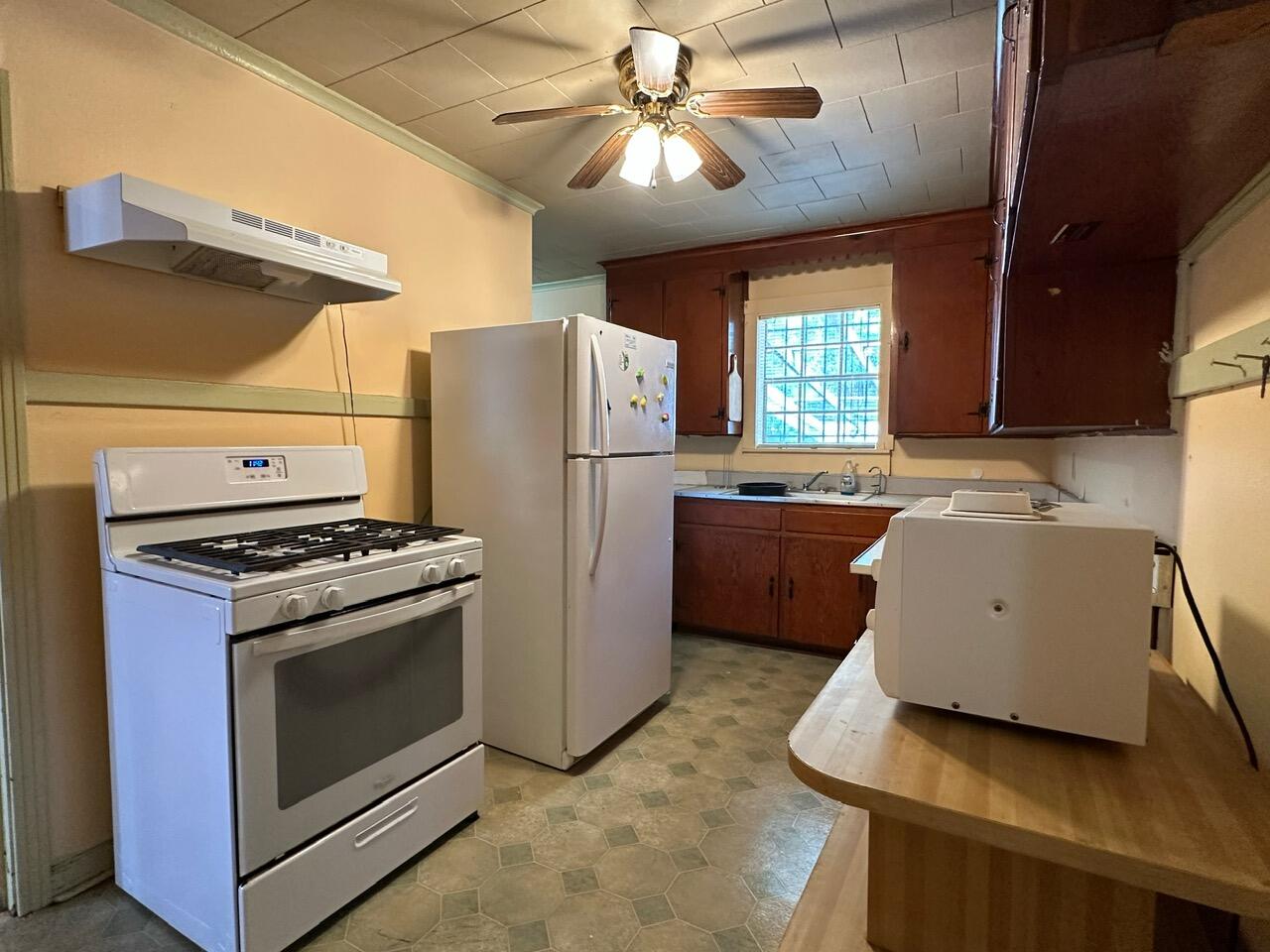 S 80 FT OF E 85 FT OF BLK 344 OR 613 P 987 OR 8875 P 1139 CA 62 - Residential