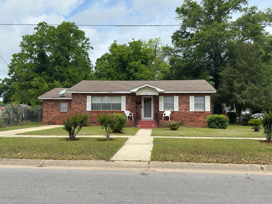 **MAJOR PRICE IMPROVEMENT**-- Move right in, and enjoy this charming home, or put a modest investment into upgrades to make it your next investment property. Don't miss this East Hill gem just 1.98 miles from the heart of Downtown Pensacola! Affordable, well-maintained homes this close to Palafox and Garden Street are a rare find.Situated on an oversized corner lot, this all-brick home is framed by mature, meticulously maintained landscaping that gives it enormous curb appeal. The property includes two separate driveways--one in front, and a gated rear driveway with a private carport tucked behind the home--offering abundant off-street parking, storage and easy entertaining without the hassle of street parking. Lovingly cared for by the same family for decades, this home features solid construction and recently updated major systems, making it move-in ready or a fantastic opportunity to add instant equity with a few simple cosmetic updates.
Inside, enjoy a spacious living room, a cozy dining area/breakfast nook, and bright, airy bedrooms with large windows that invite in natural light that bounces off the gorgeous hardwood floors throughout the main living areas. The bonus rooms offer flexible use as a third bedroom, a home office, craft room, or playroomor easily convert it into a primary suite to create a comfortable 3 bed, 2 bath layout.
Live just minutes from the vibrant downtown sceneBlue Wahoos Stadium, Palafox Pier, award-winning restaurants, local shops, and more. Plus, it's a short drive to Sanders Beach, Bayfront Park, and just over the bridge to Gulf Breeze and Pensacola Beach.
This is a rare opportunity to own a well-maintained home with standout curb appeal in a highly desirable locationoffered at an incredible value.
Buyer to verify all features, dimensions, and measurements deemed important.

