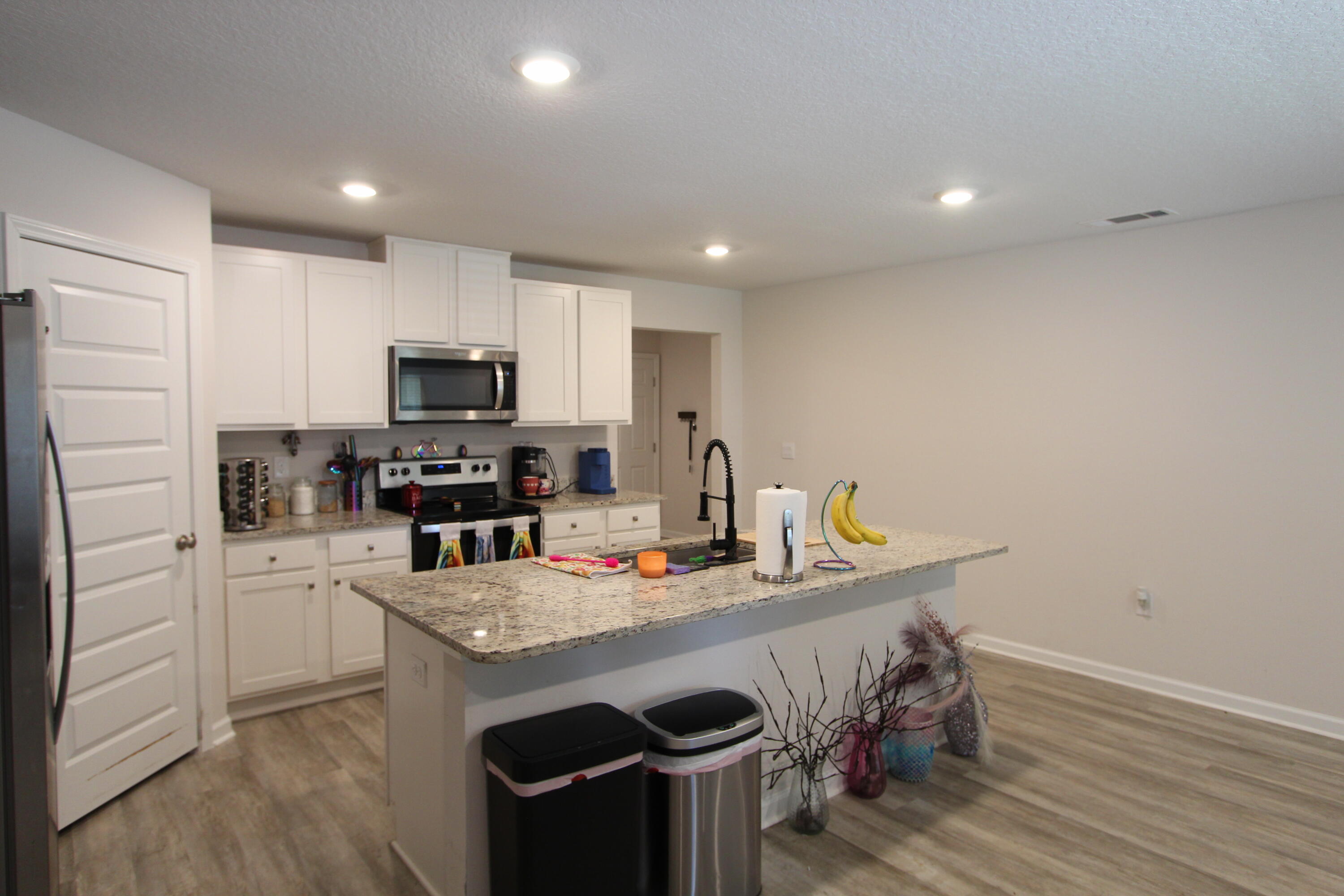 HOMEWOOD EST - Residential
