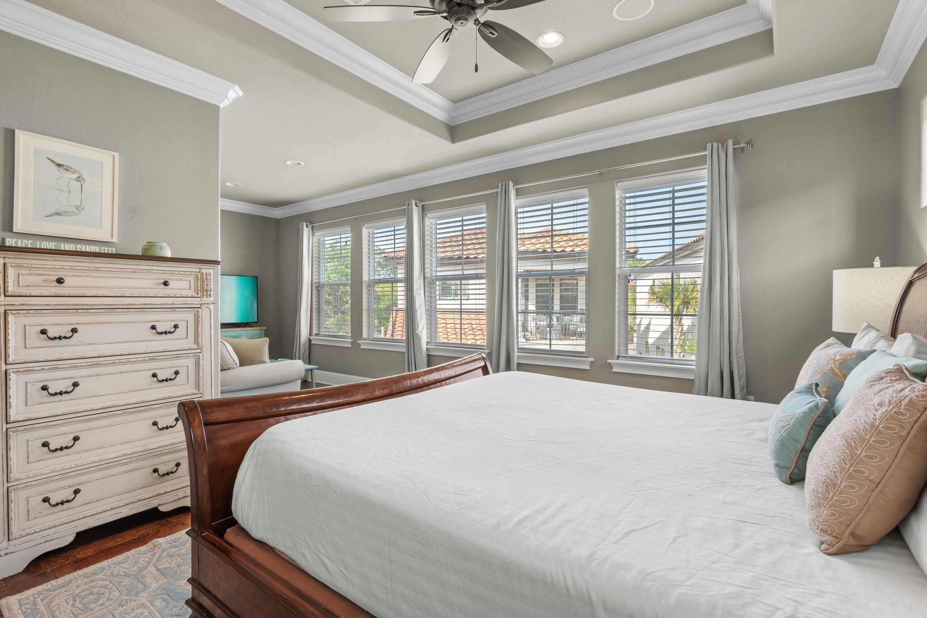 VILLA LAGO - Residential Lease