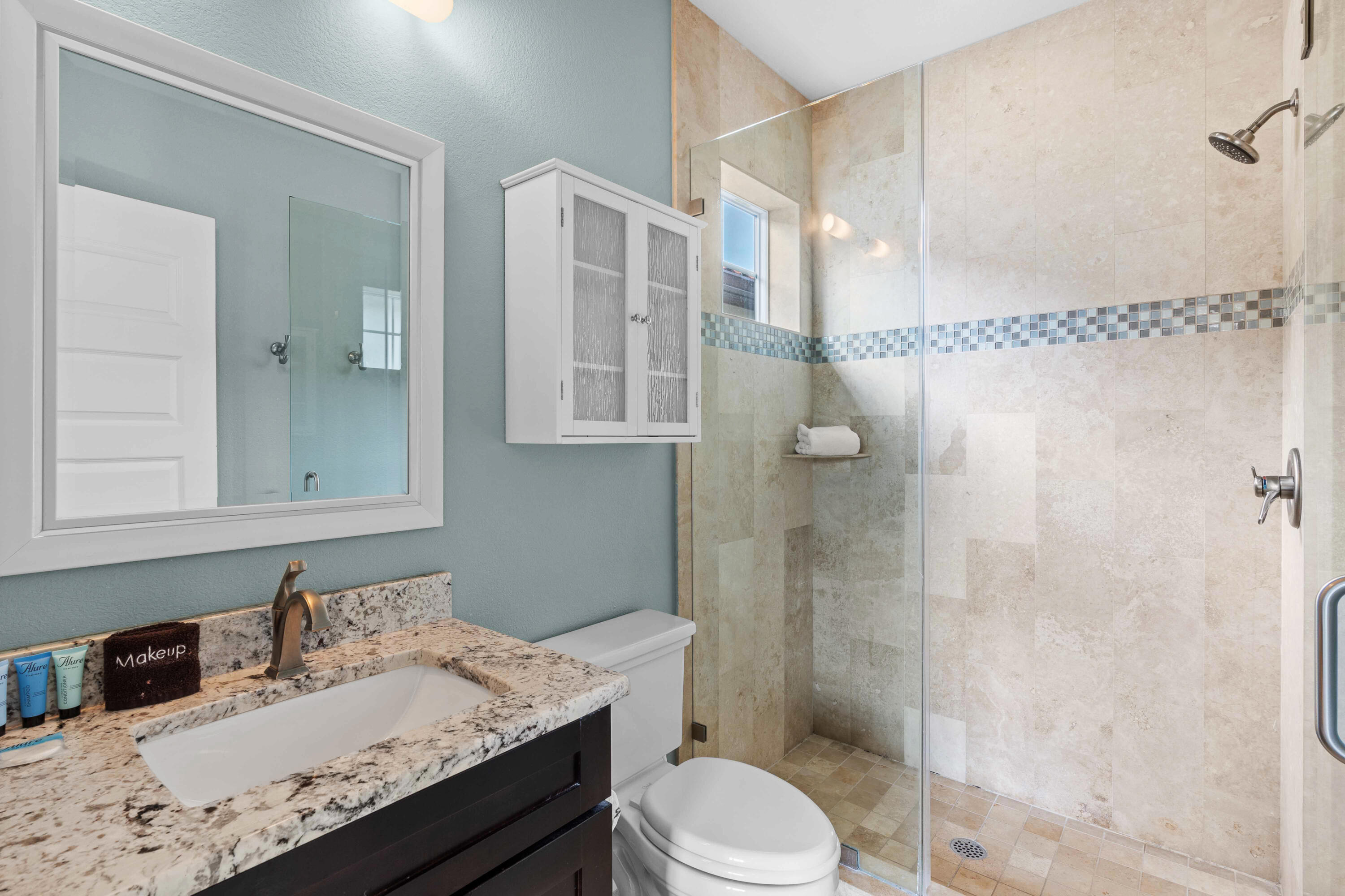 VILLA LAGO - Residential Lease