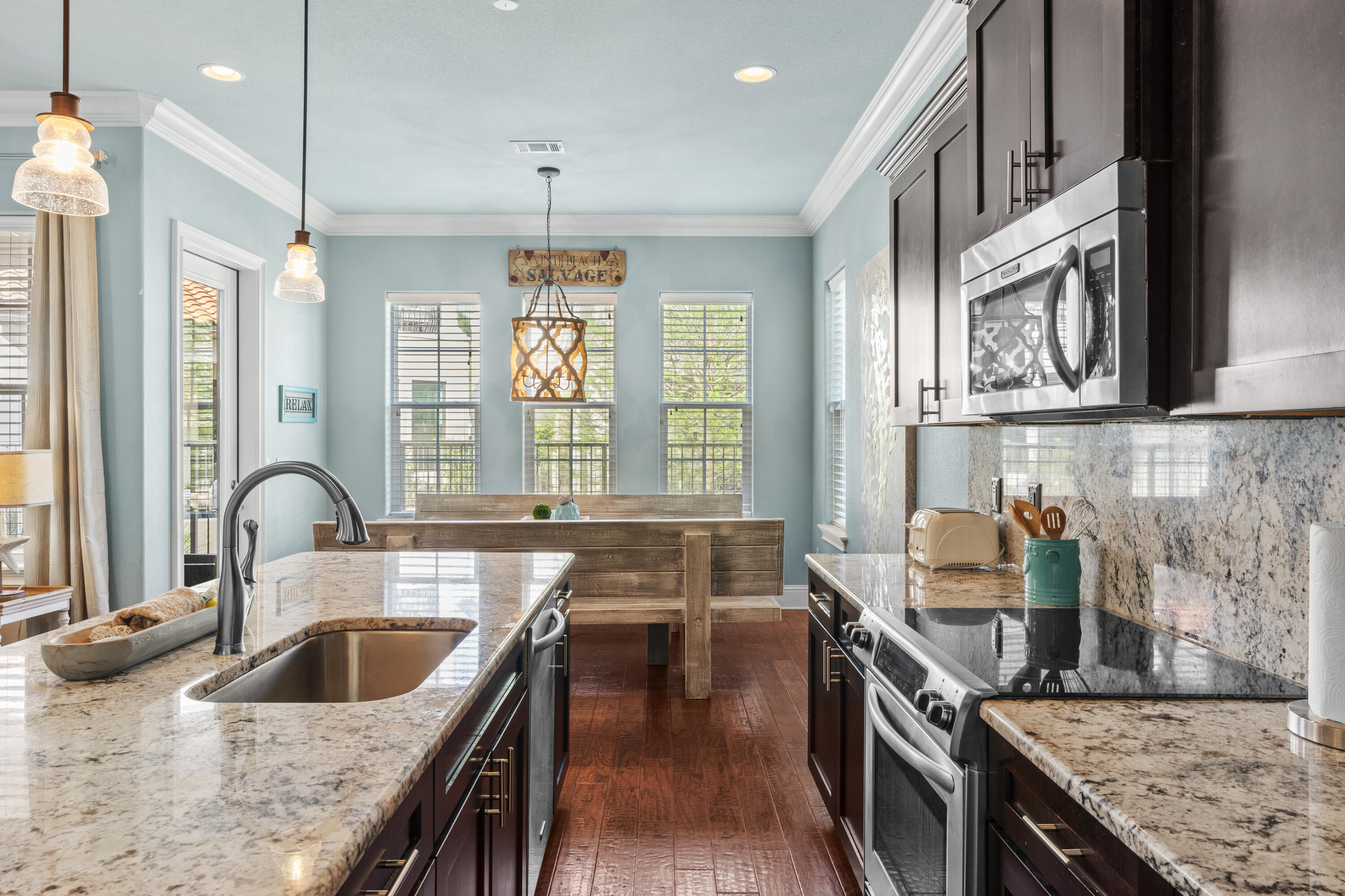 VILLA LAGO - Residential Lease