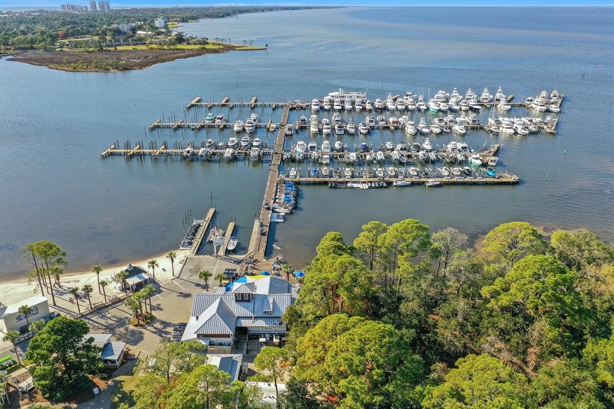 VILLA LAGO - Residential Lease