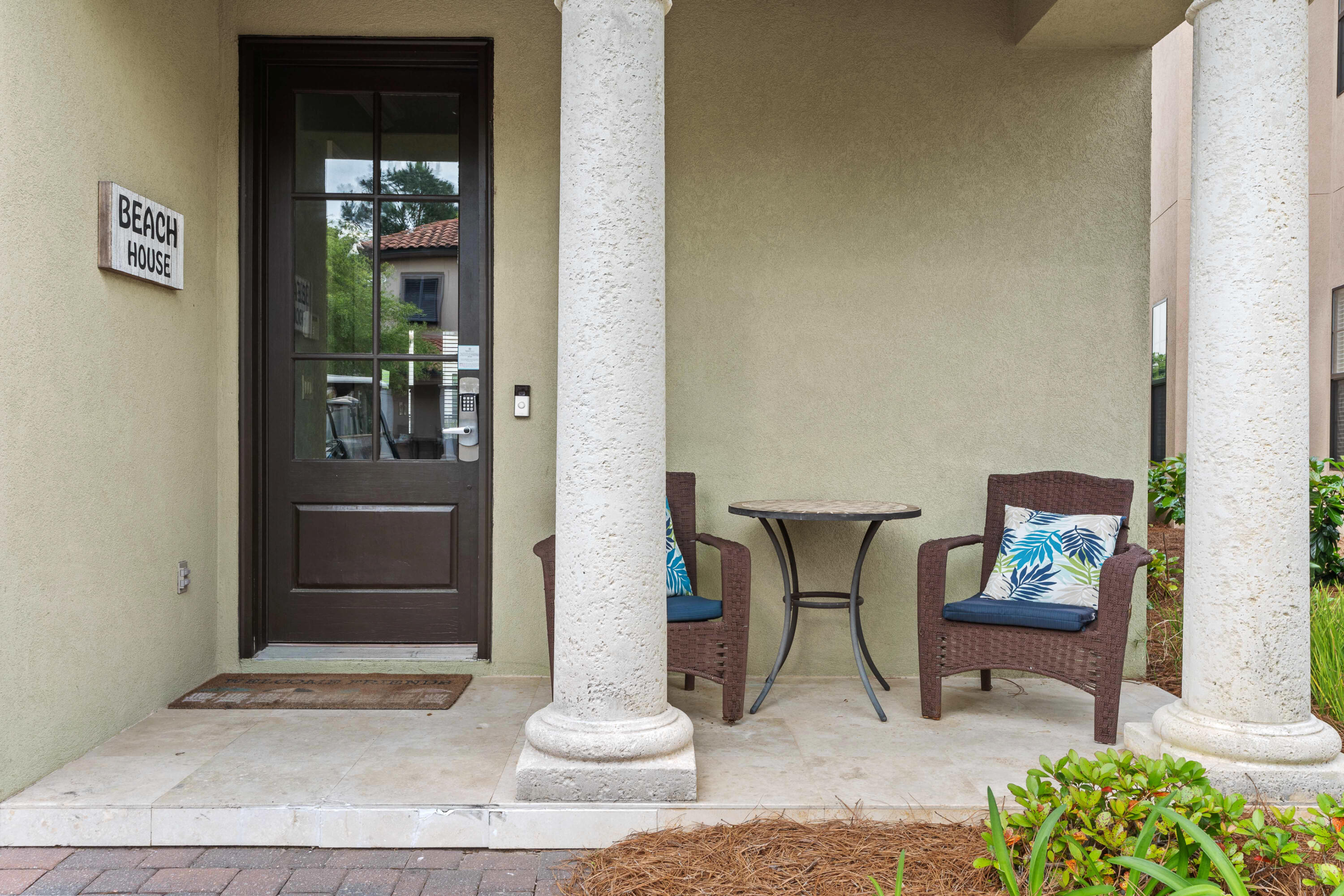 VILLA LAGO - Residential Lease