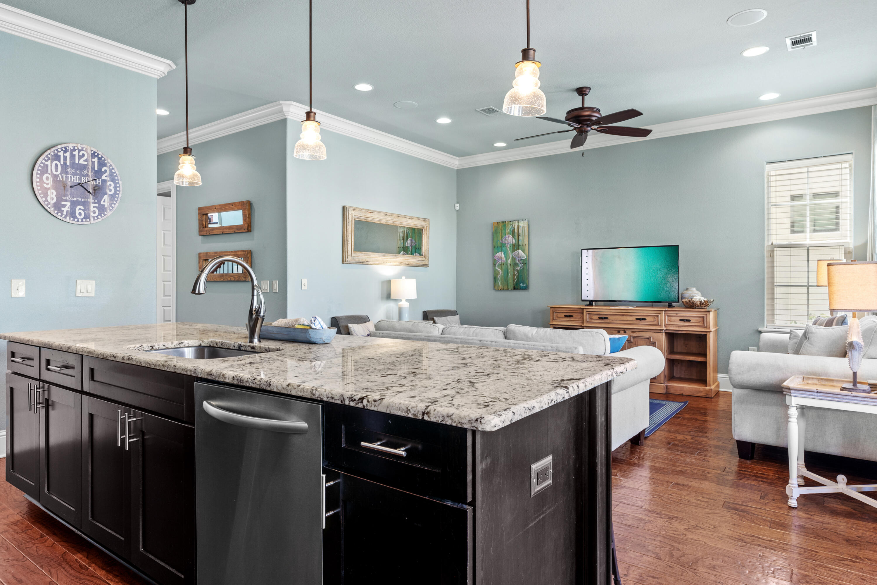 VILLA LAGO - Residential Lease