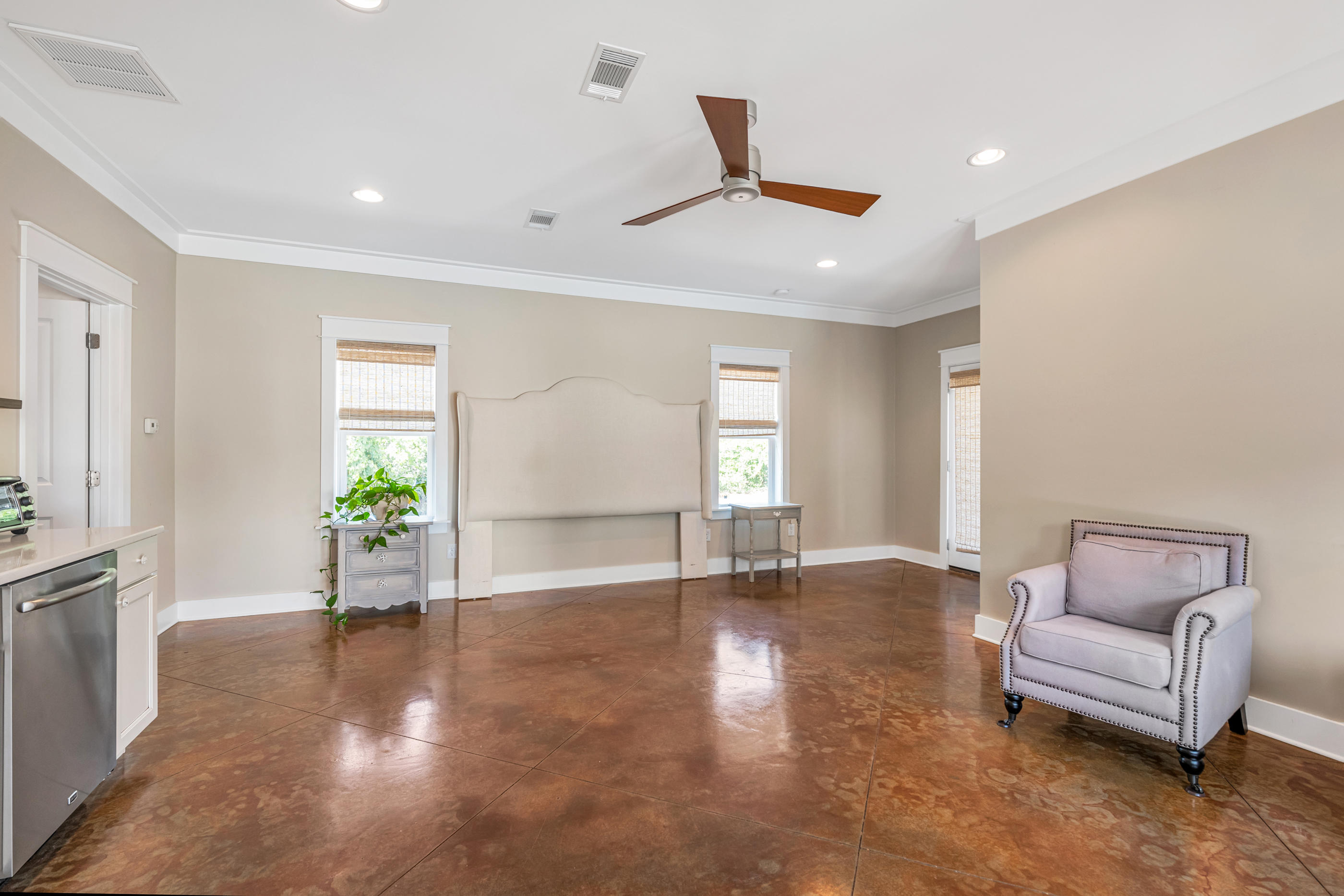 CRYSTAL BEACH - Residential