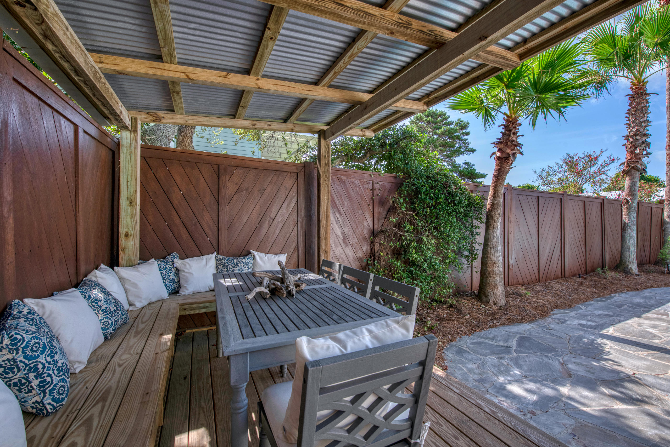 CRYSTAL BEACH - Residential