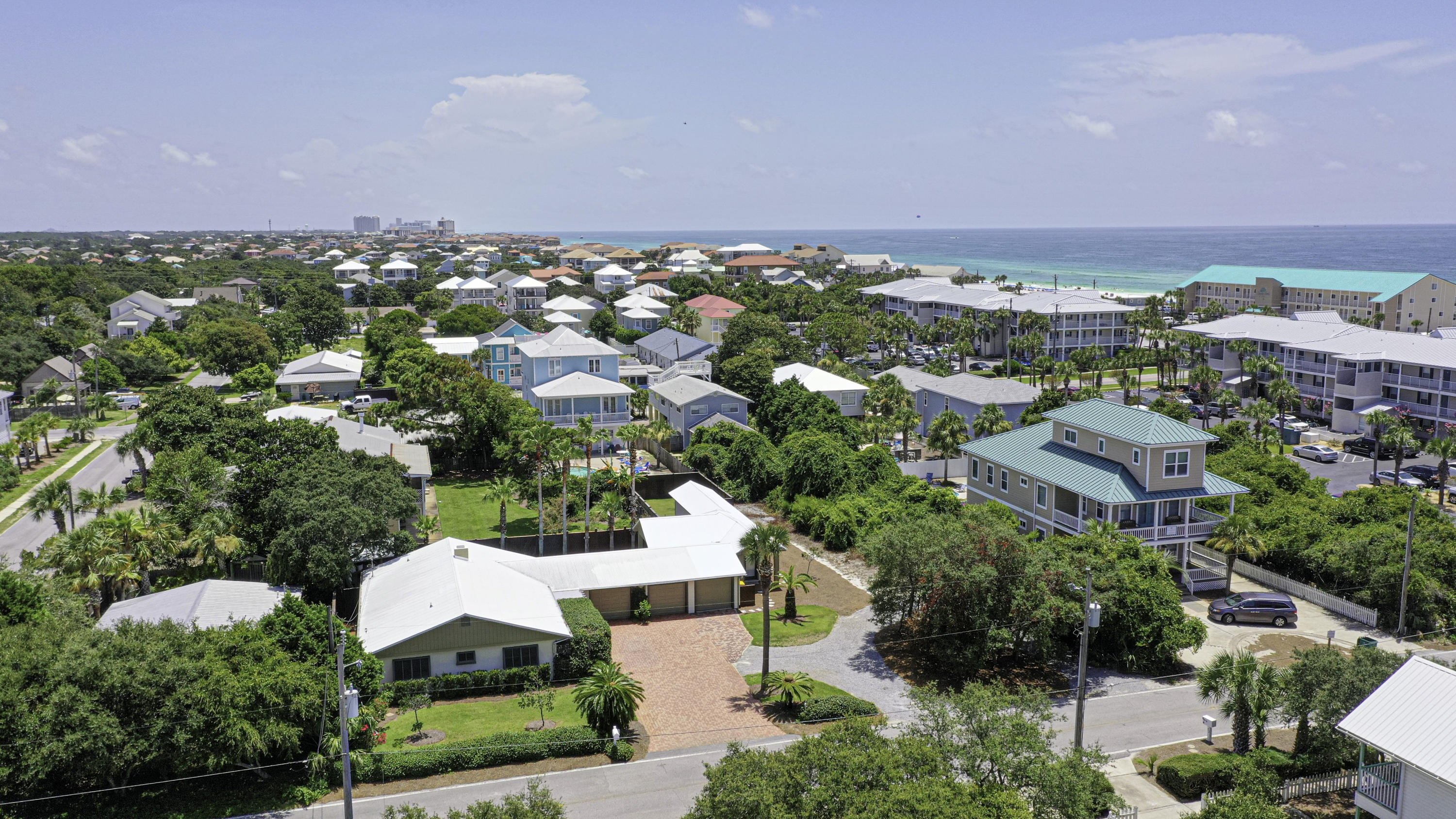 CRYSTAL BEACH - Residential