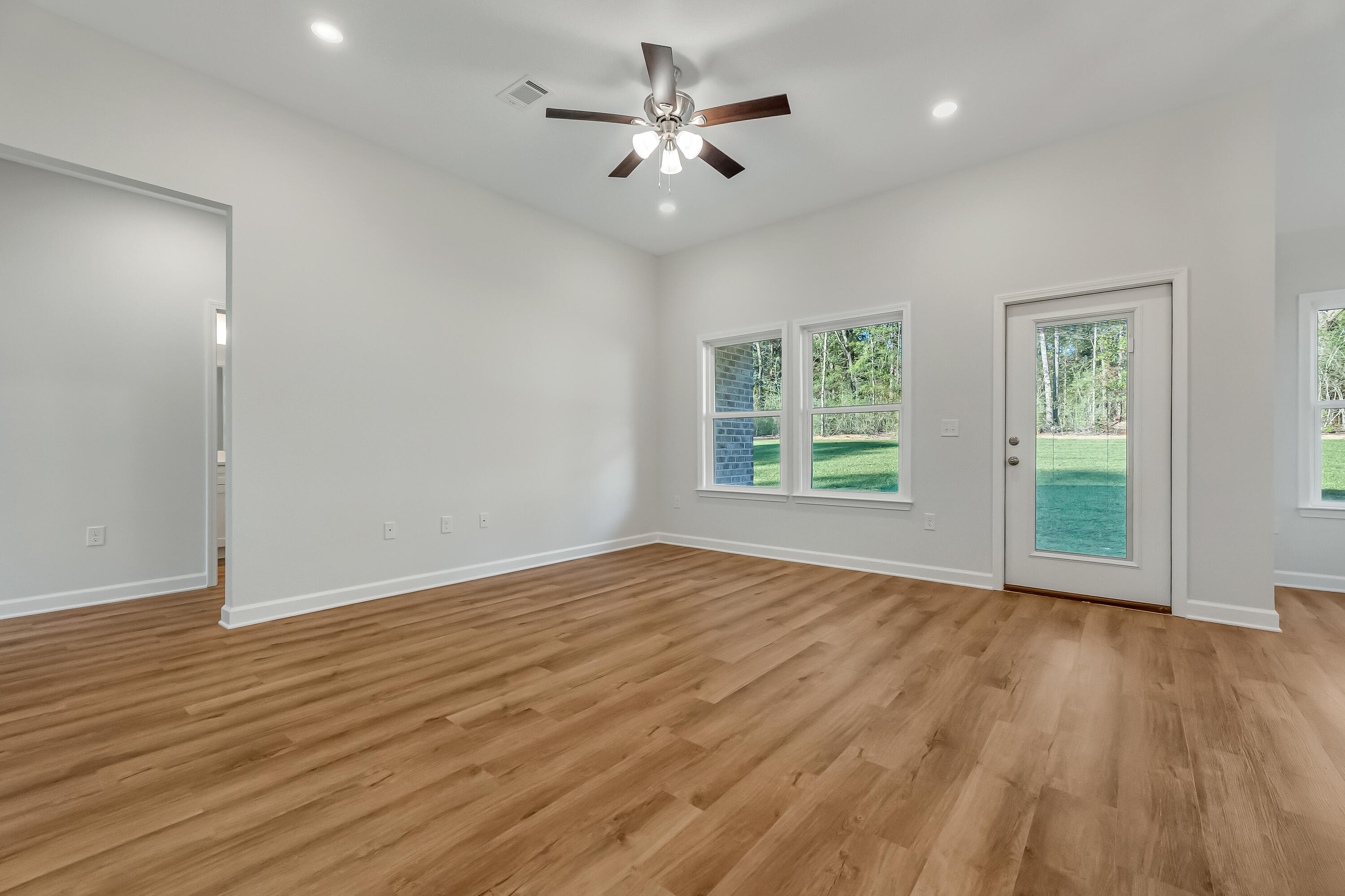 5850 E Dogwood Drive