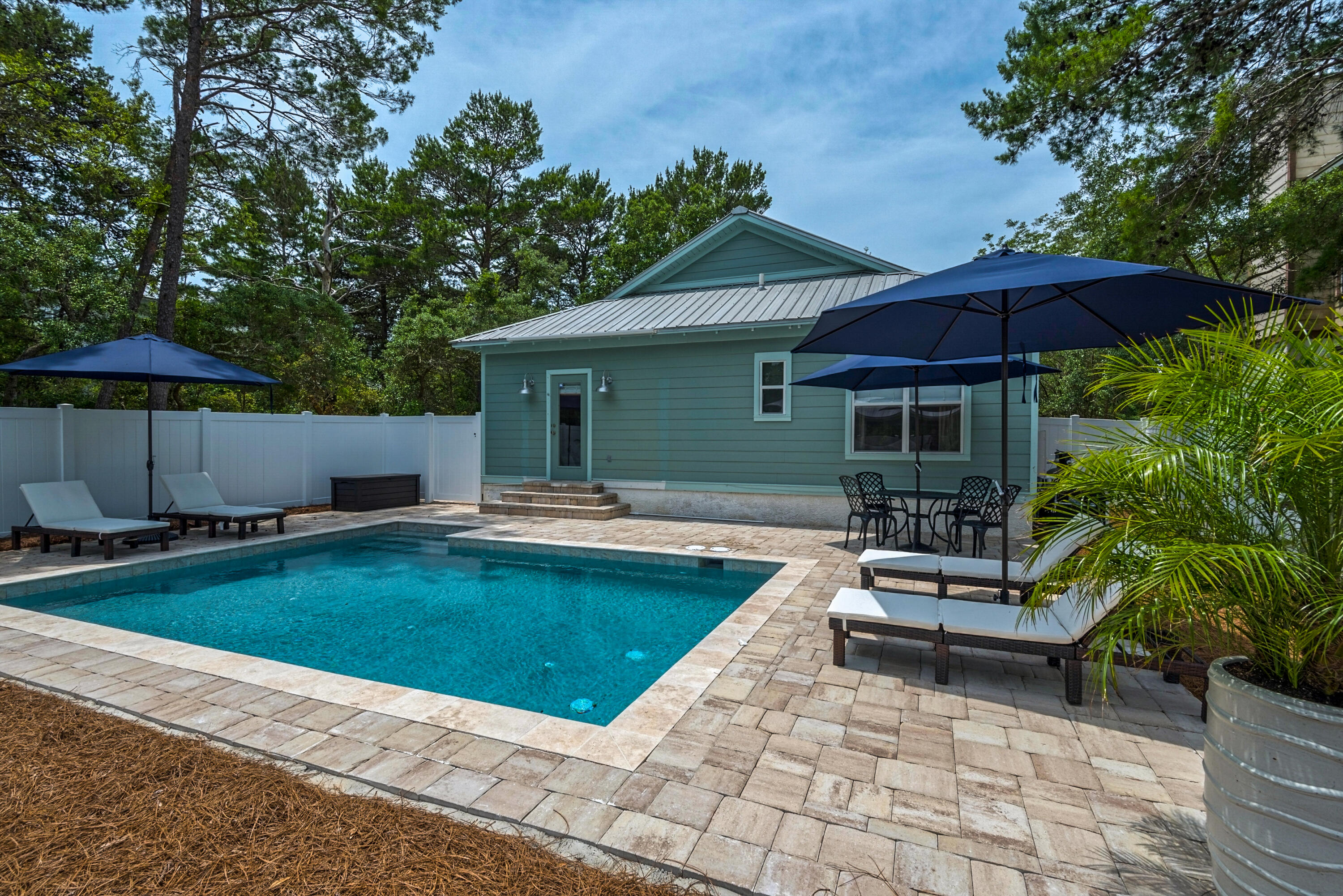 WHITES GULFVIEW ESTATES - Residential