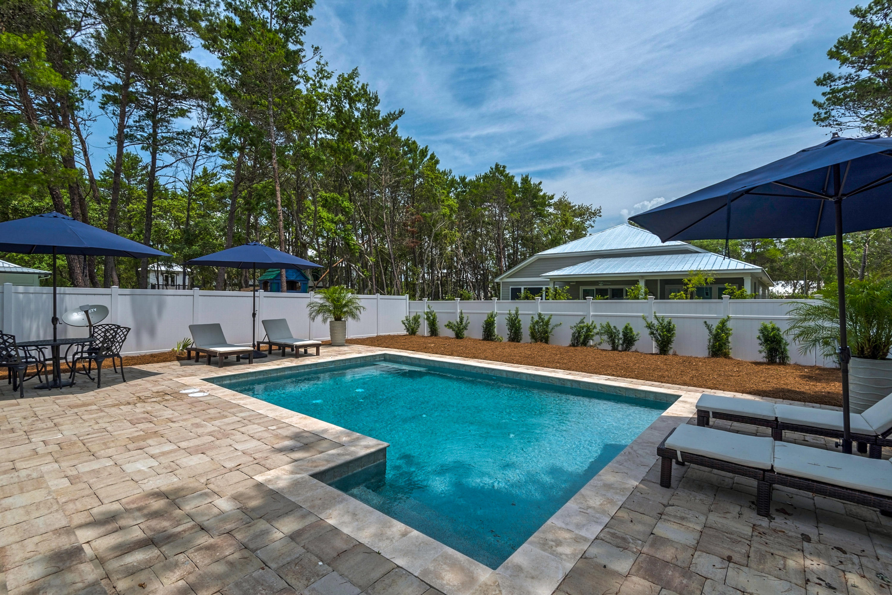 WHITES GULFVIEW ESTATES - Residential