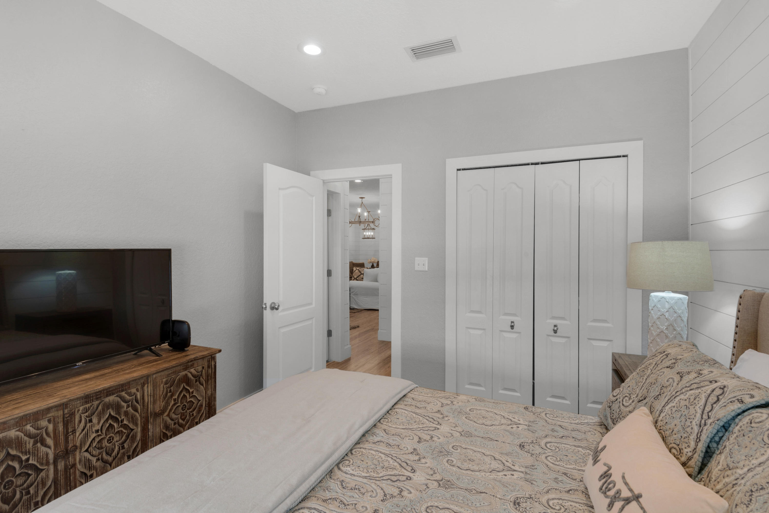 WHITES GULFVIEW ESTATES - Residential