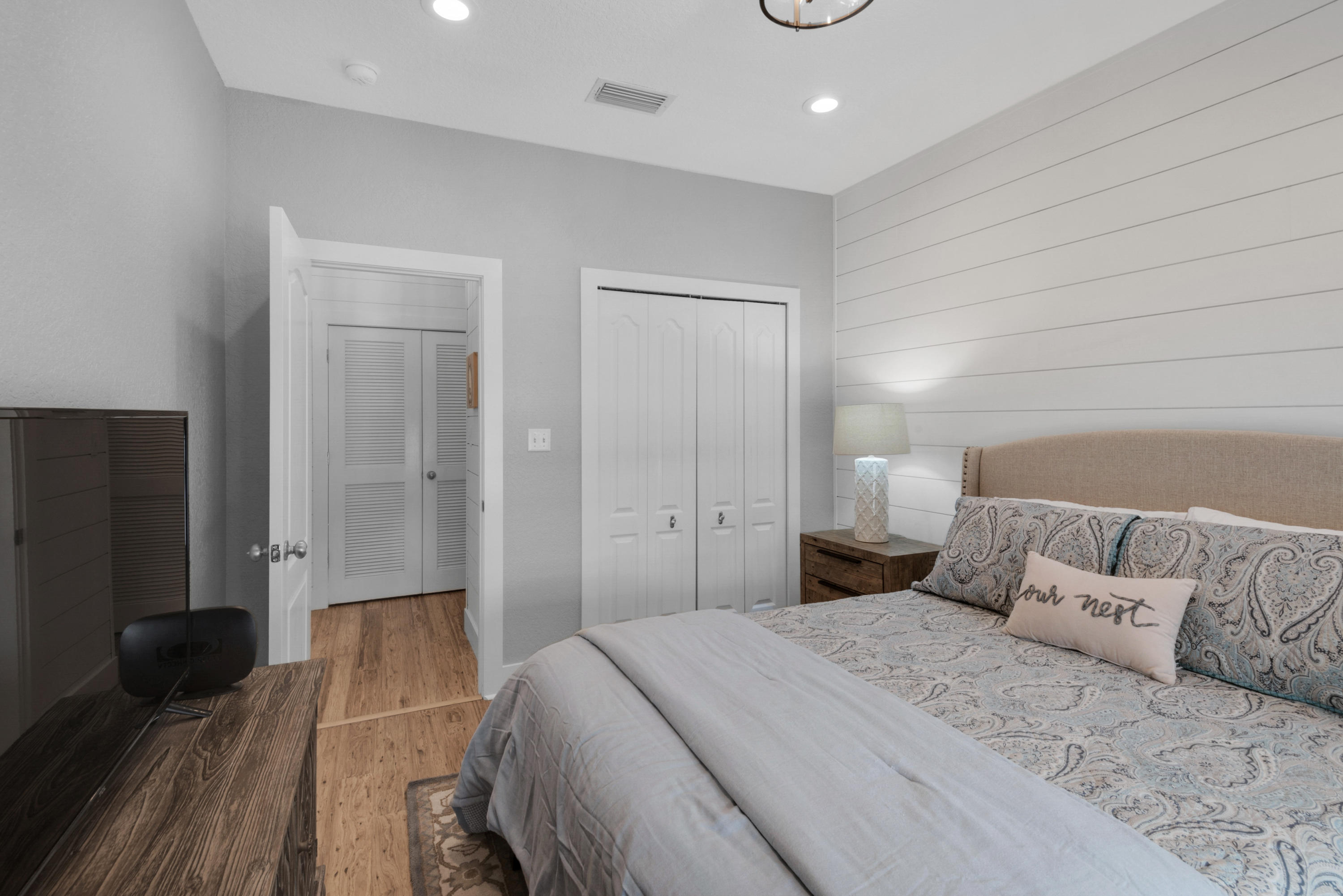 WHITES GULFVIEW ESTATES - Residential