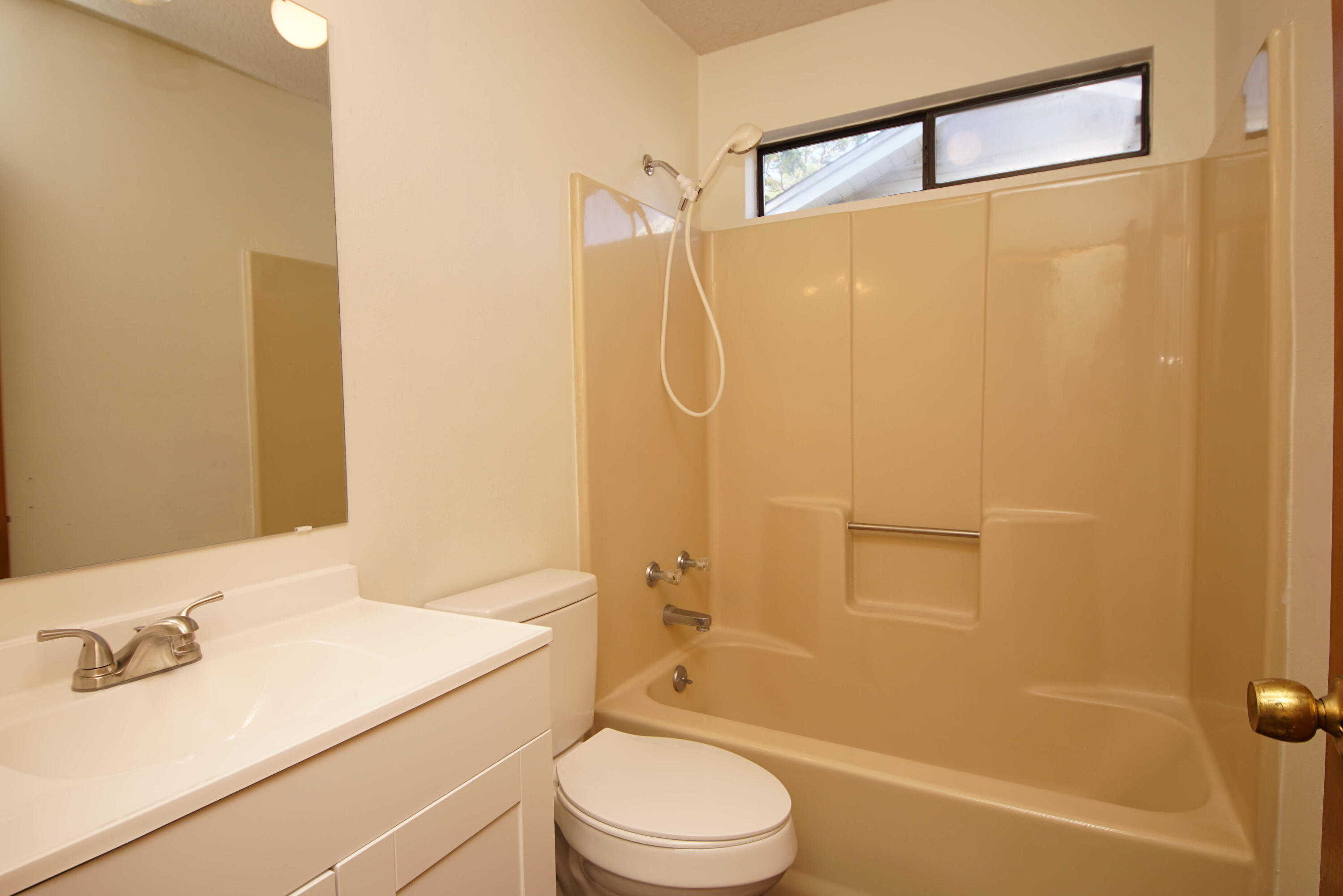 VALPARAISO PINECREST 6 - Residential