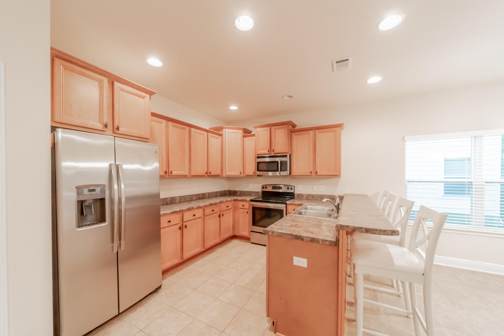 MOSAIC OAKS - Residential Lease